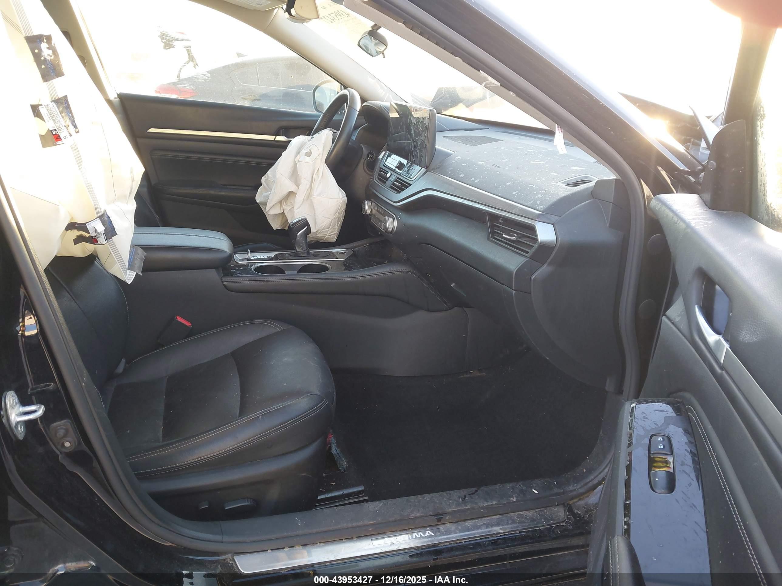 NISSAN ALTIMA image 5