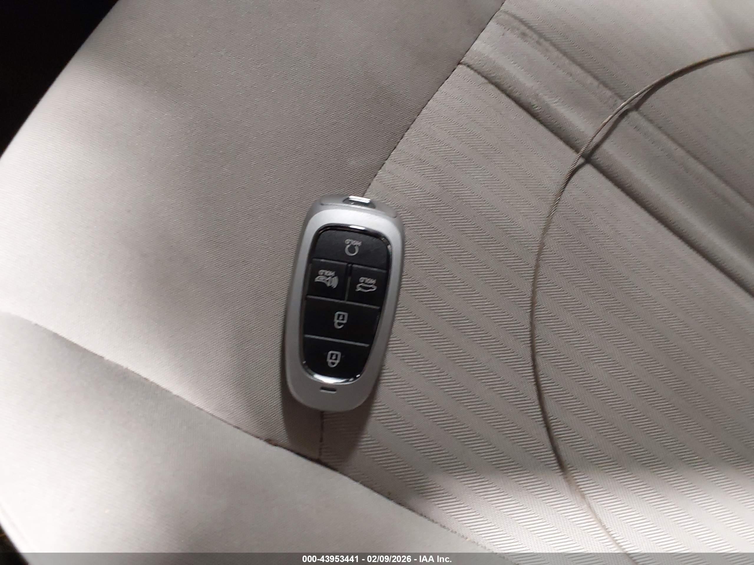 HYUNDAI SONATA image 11
