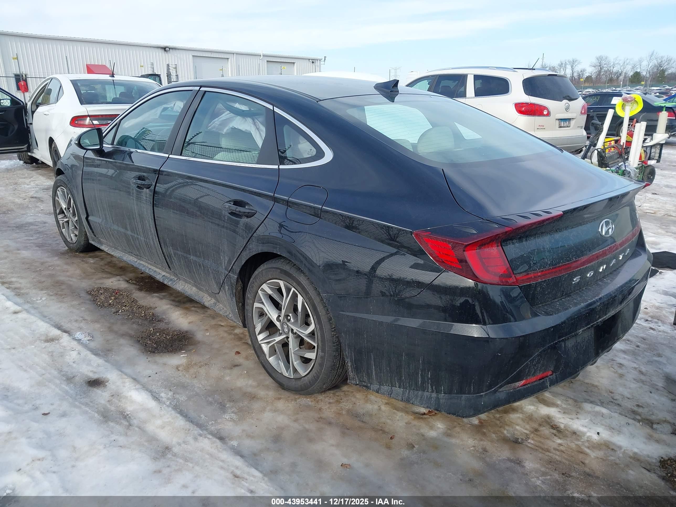 HYUNDAI SONATA image 3
