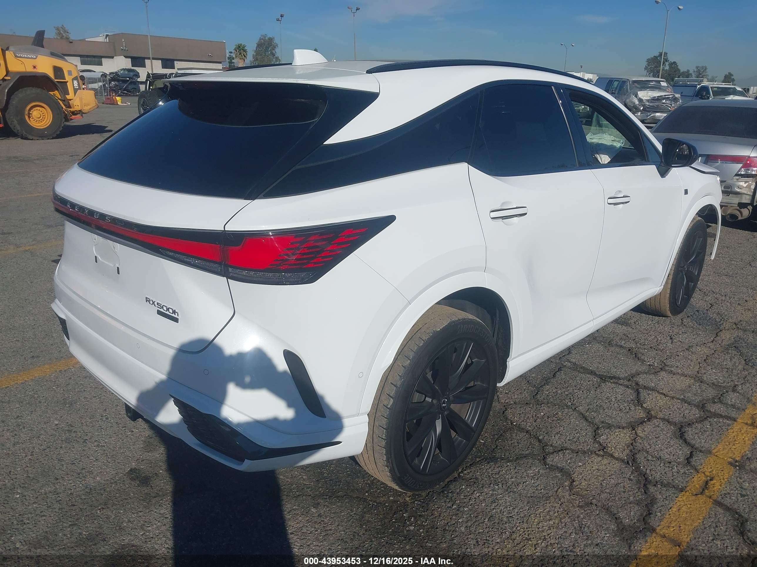LEXUS RX image 4