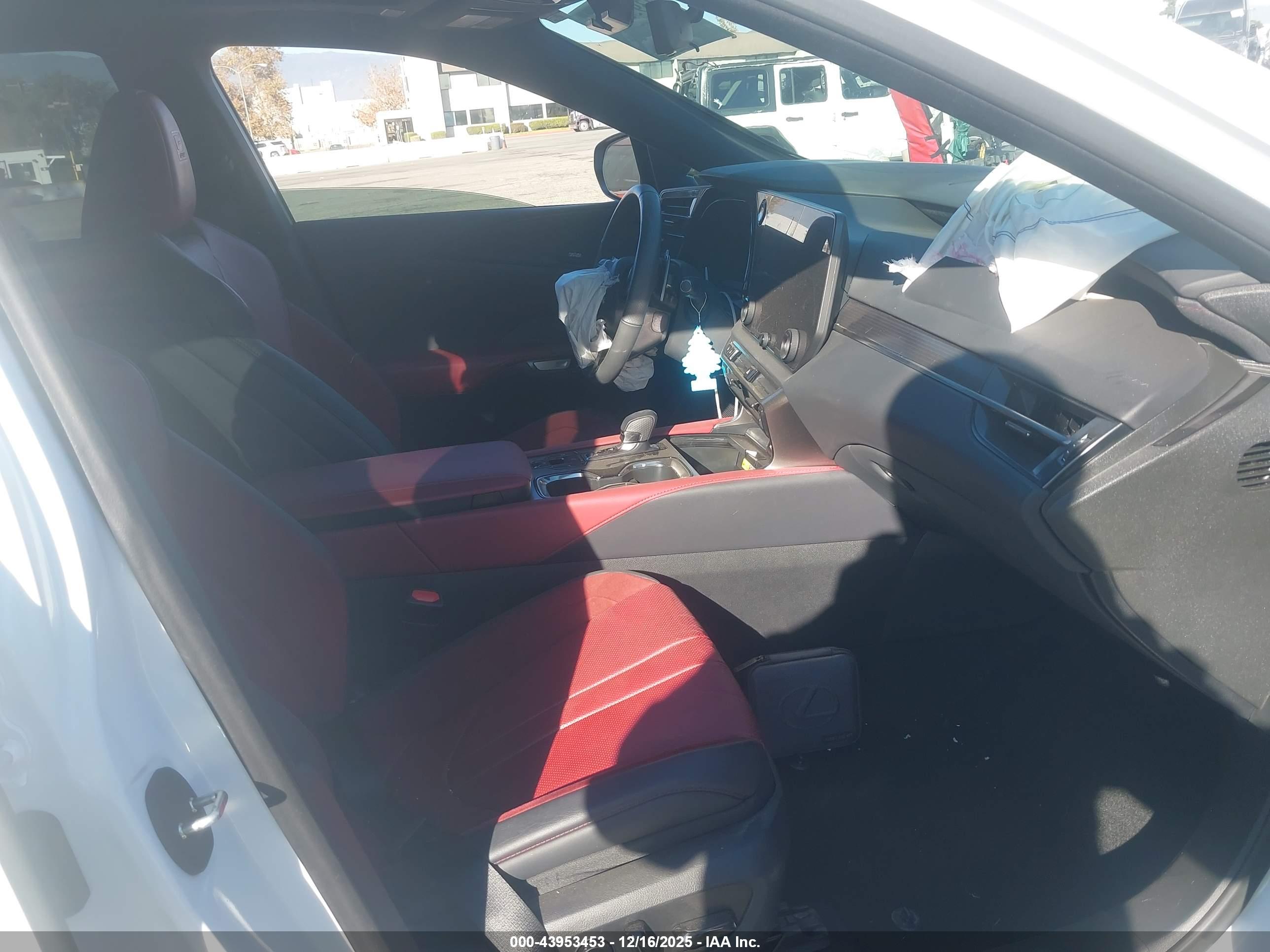 LEXUS RX image 5