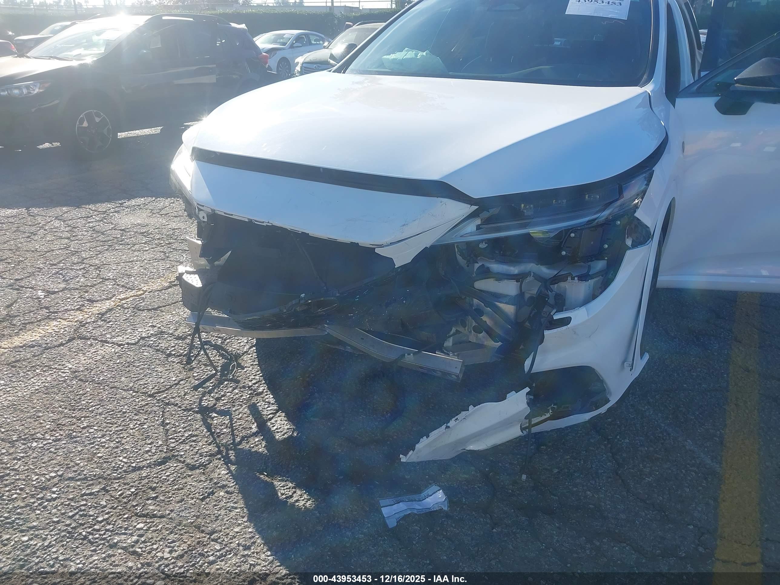 LEXUS RX image 6