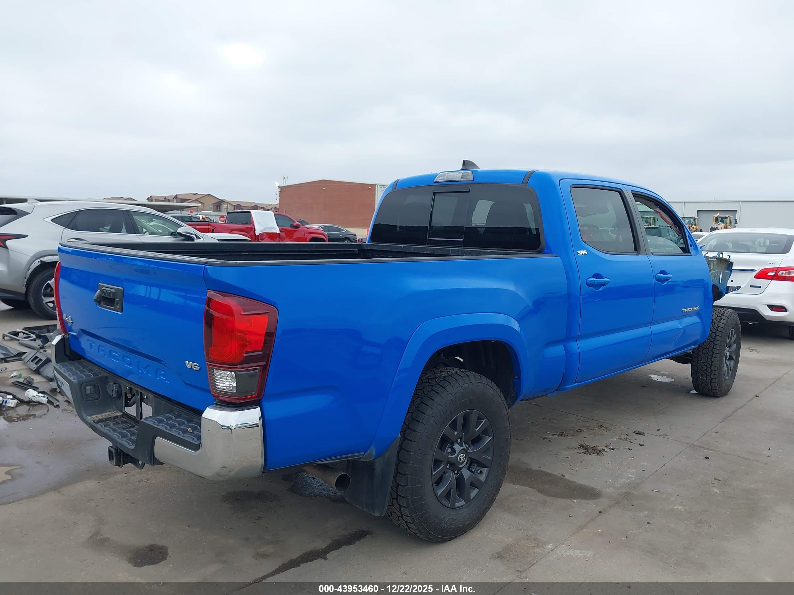 TOYOTA TACOMA image 4