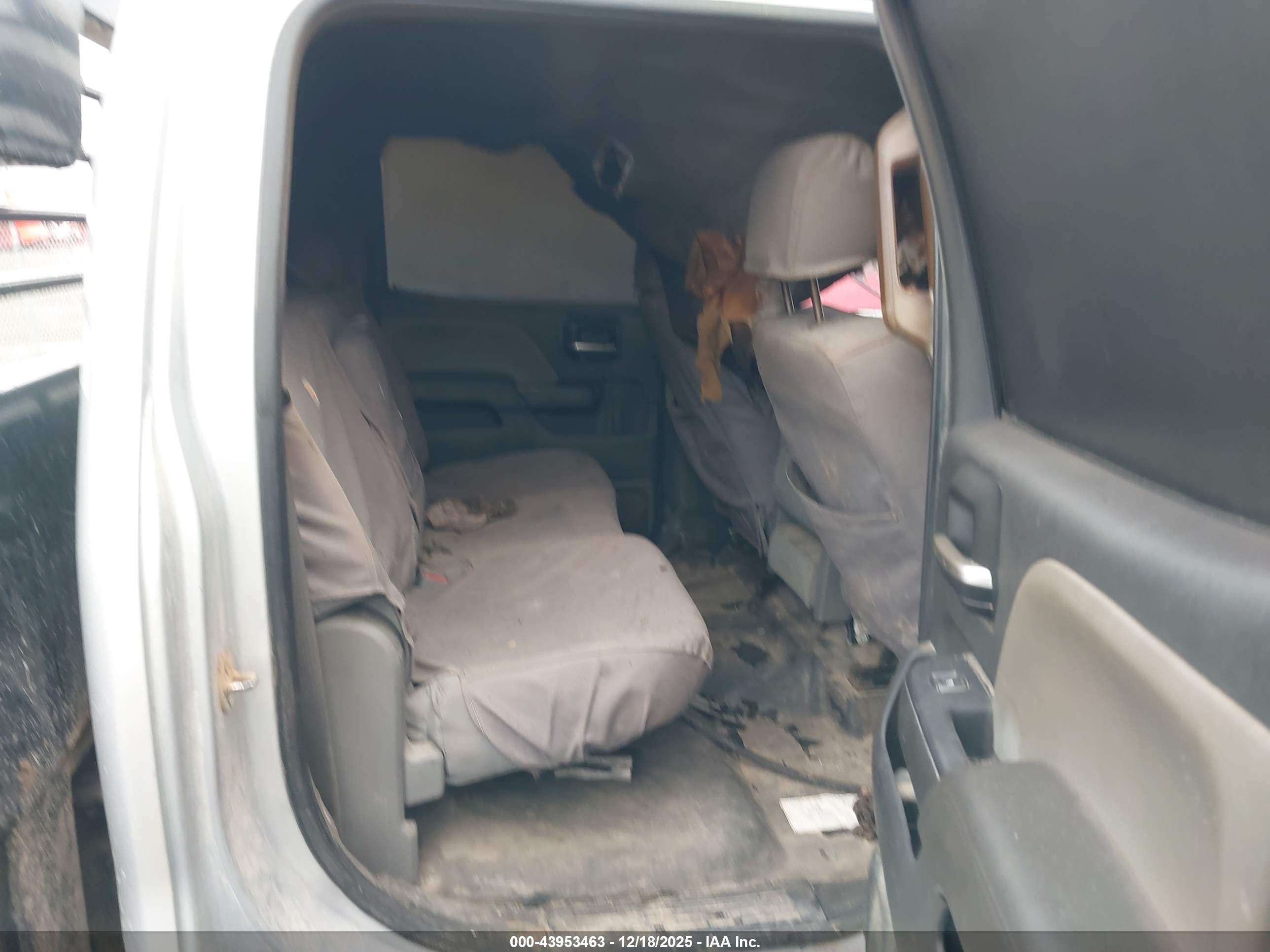 GMC SIERRA image 8