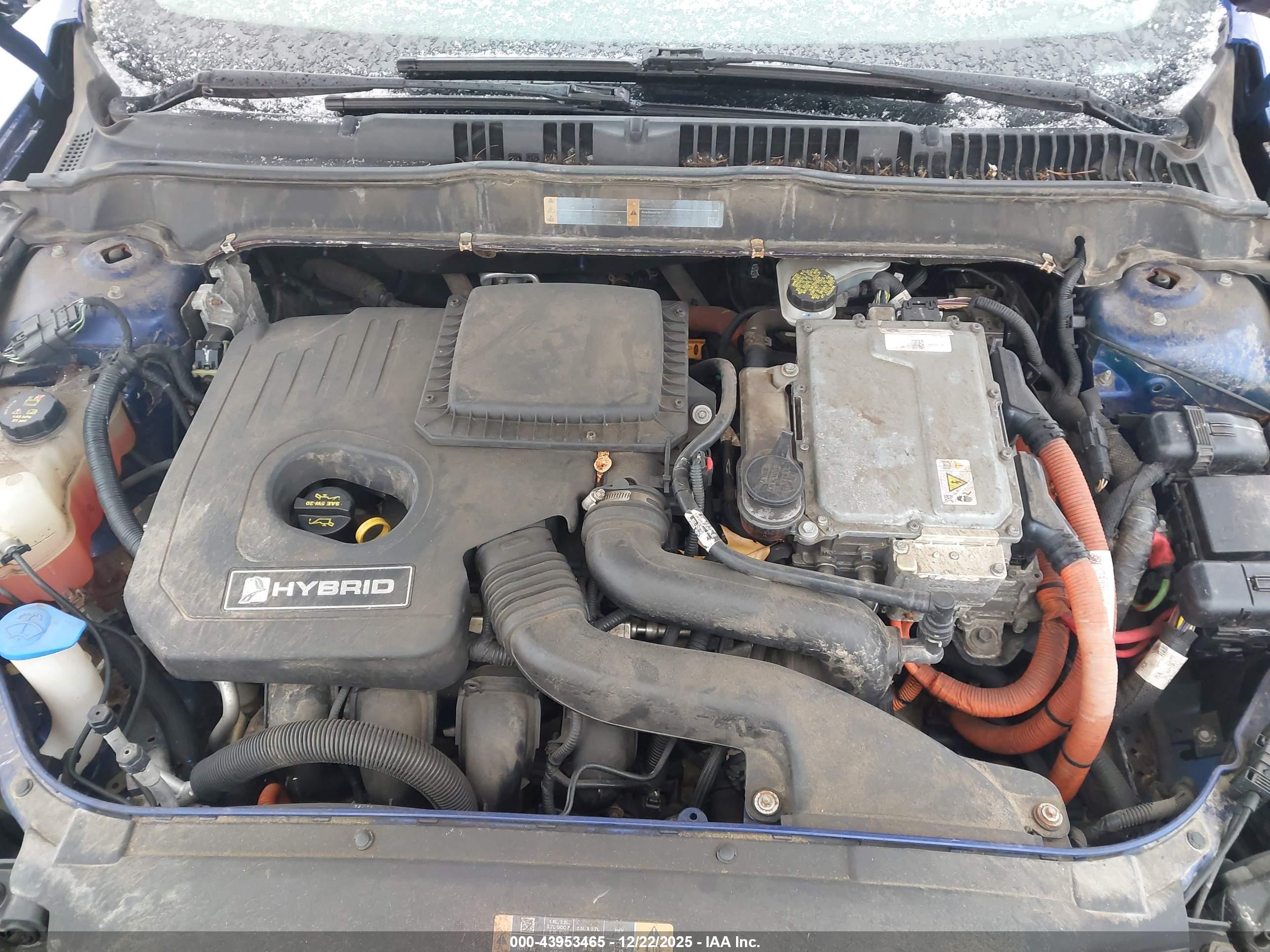 FORD FUSION image 10