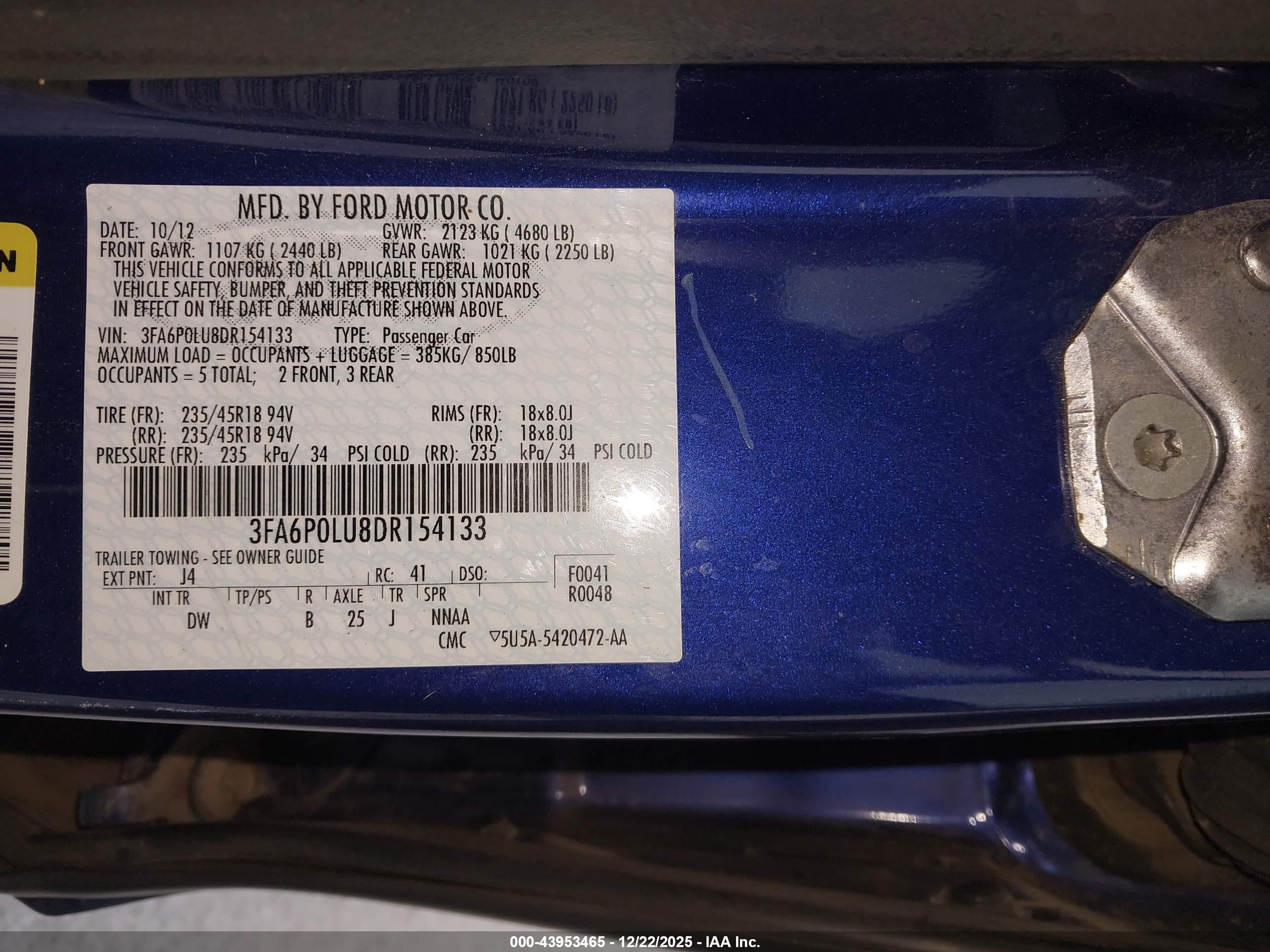FORD FUSION image 9