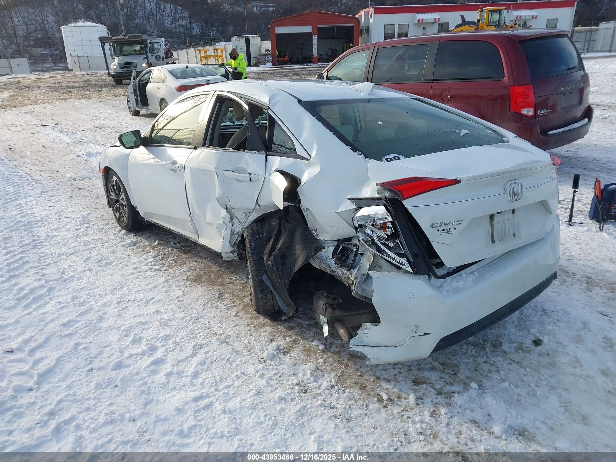 HONDA CIVIC image 3