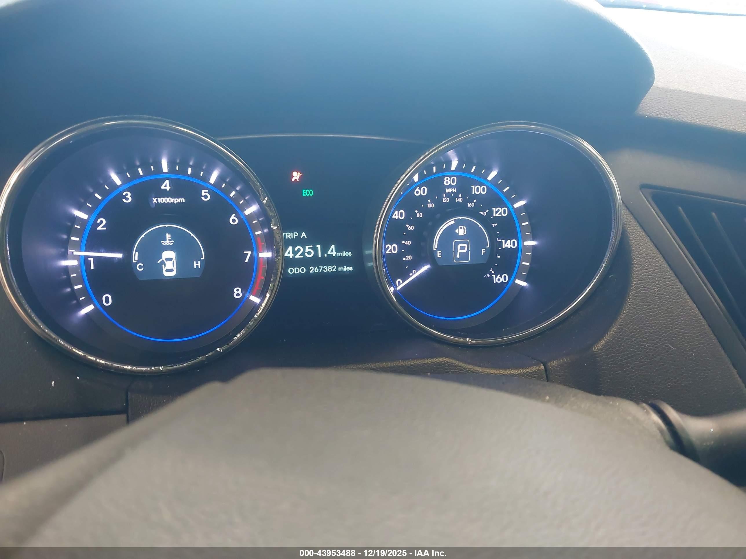 HYUNDAI SONATA image 7