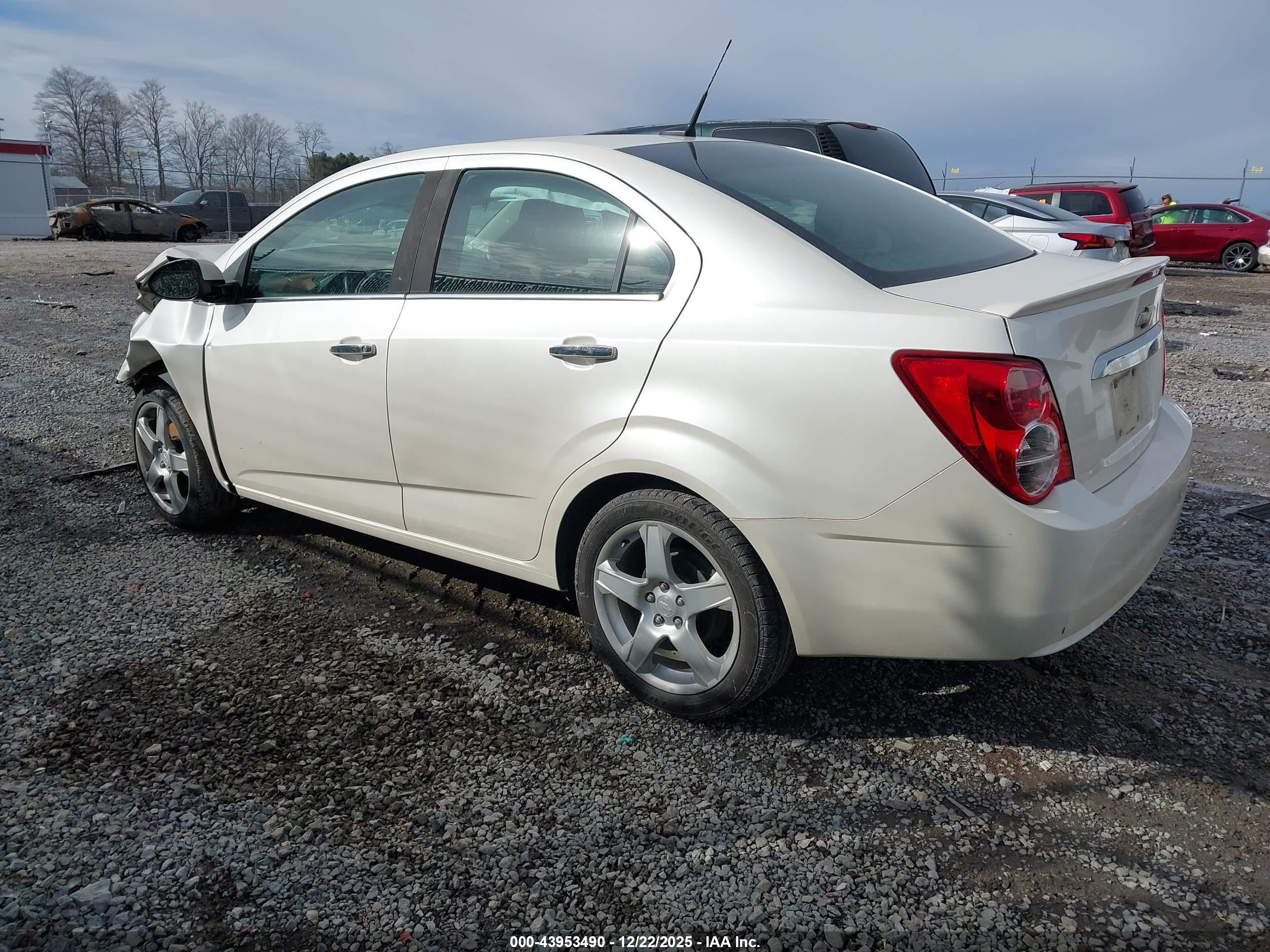 CHEVROLET SONIC image 3