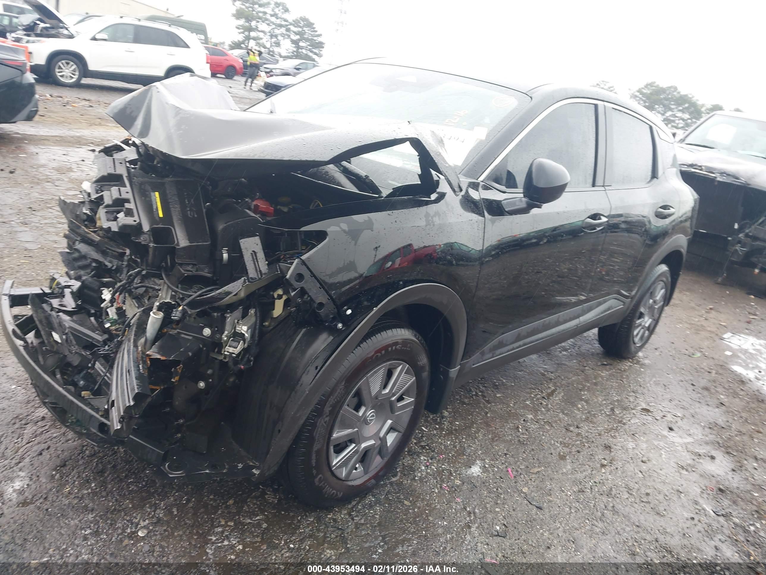 NISSAN KICKS image 2