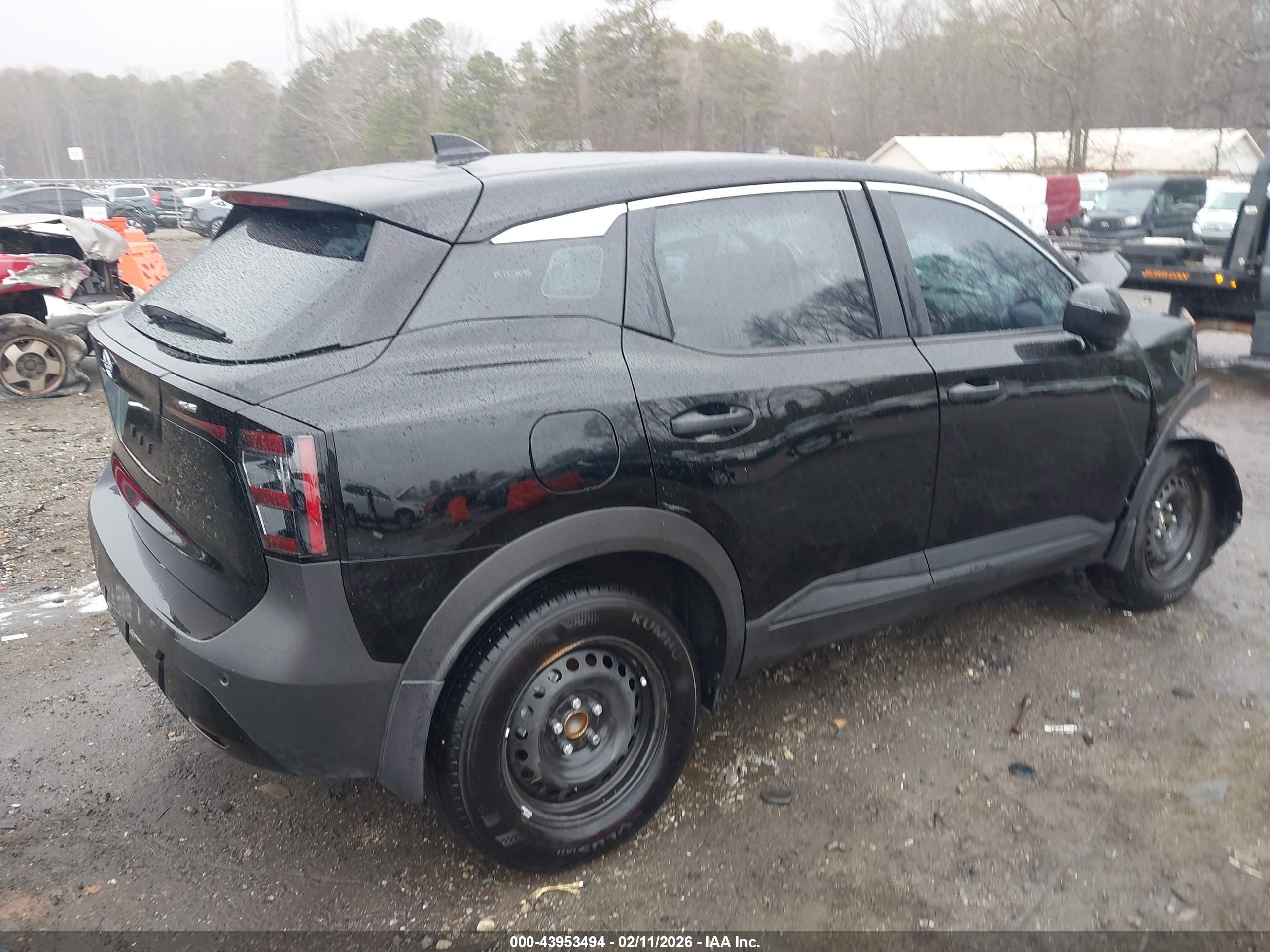 NISSAN KICKS image 4