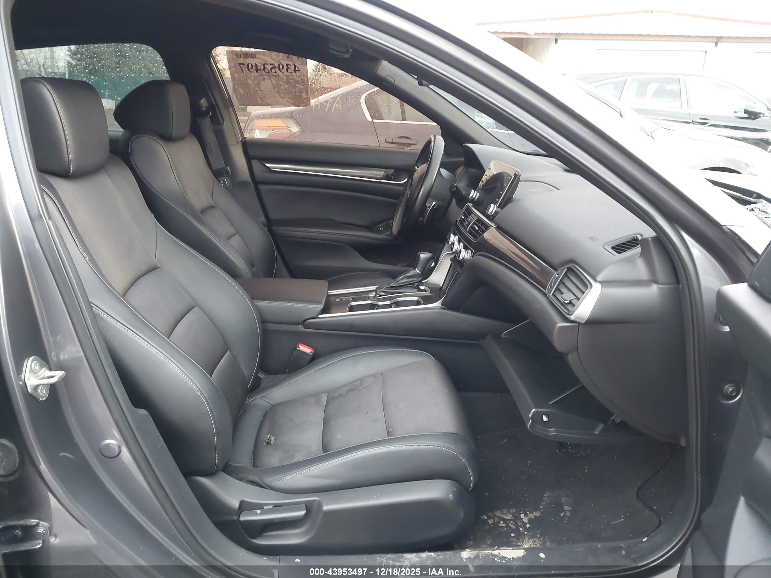 HONDA ACCORD image 5