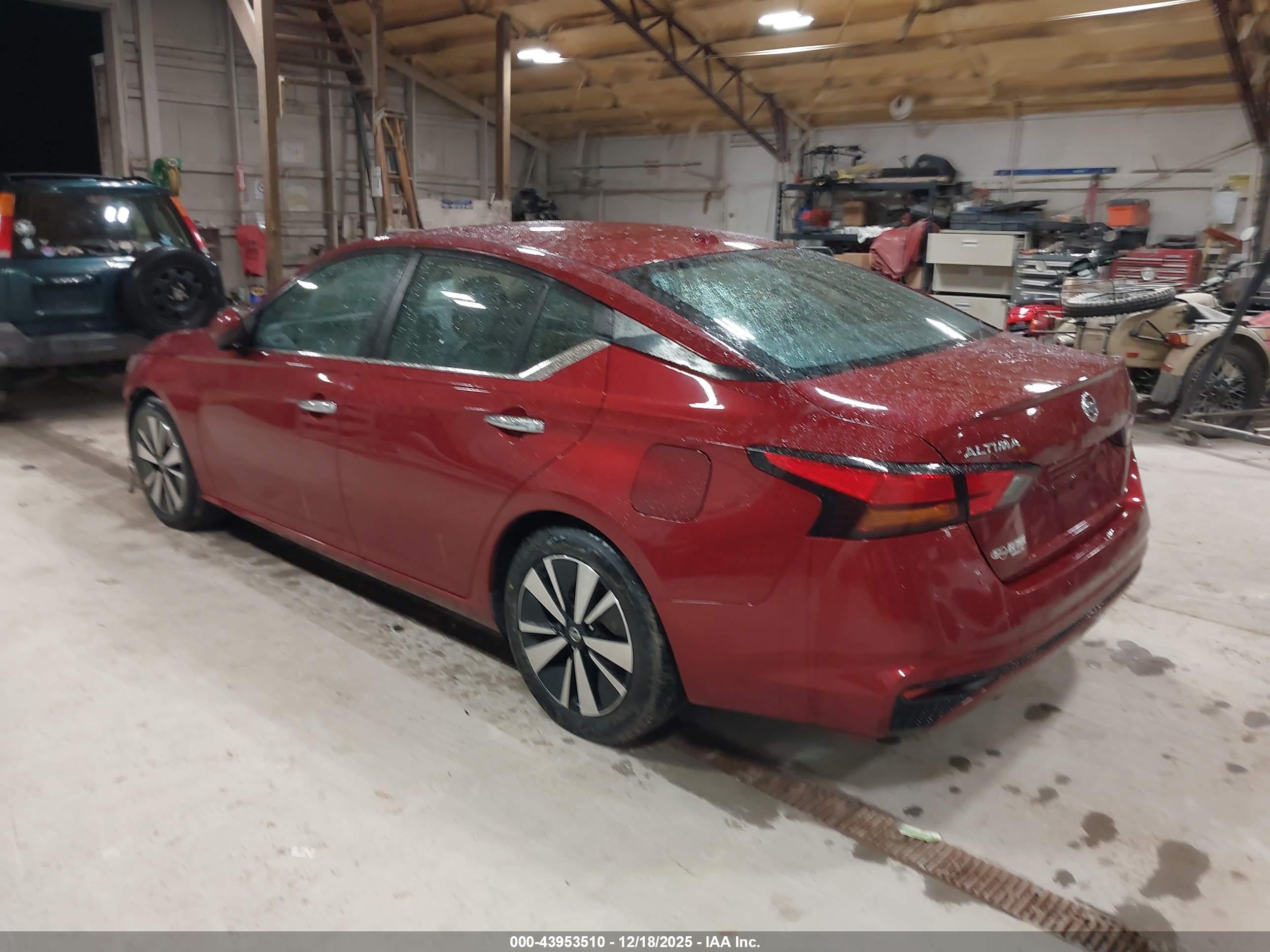 NISSAN ALTIMA image 3