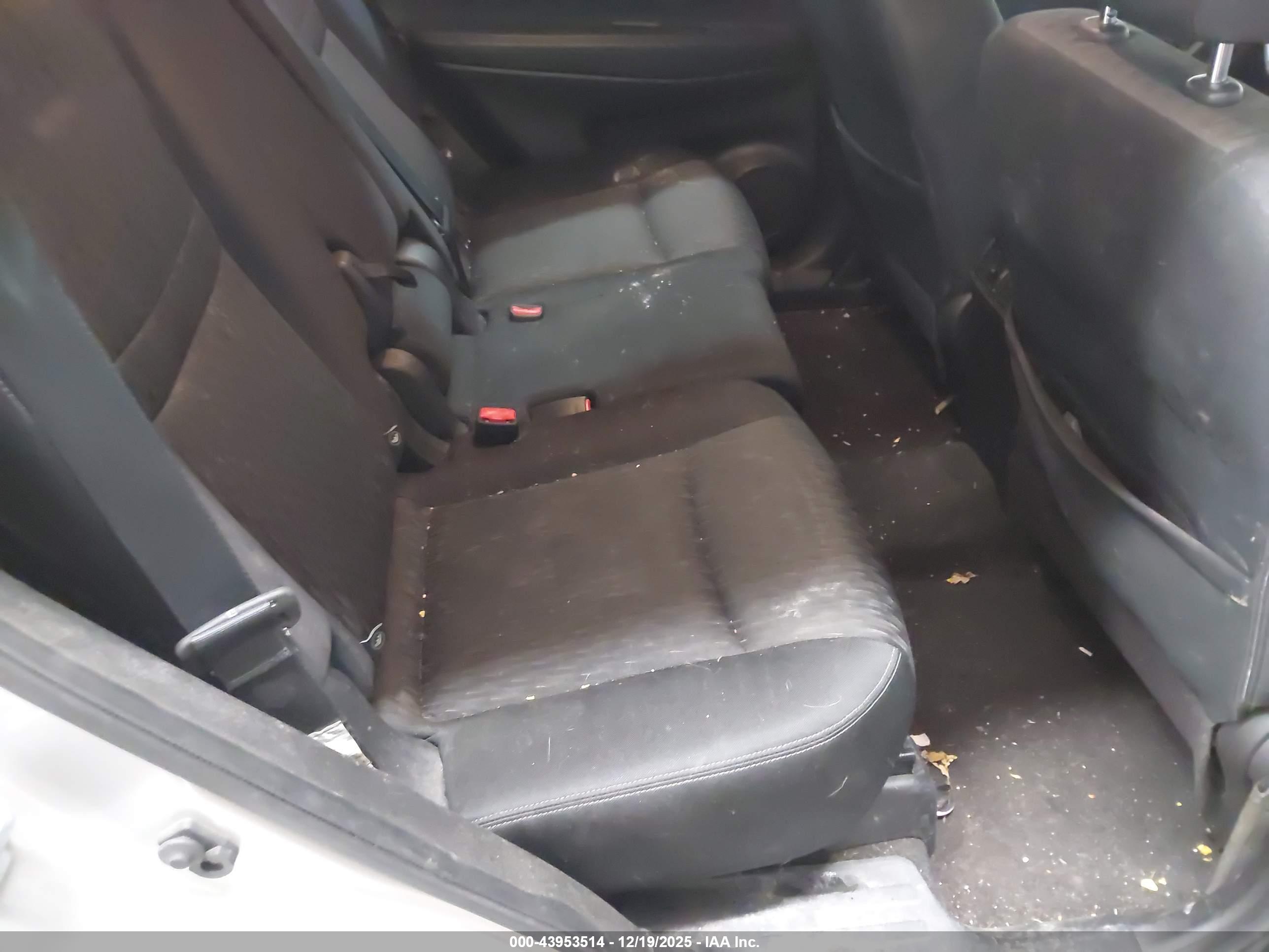 NISSAN ROGUE image 8