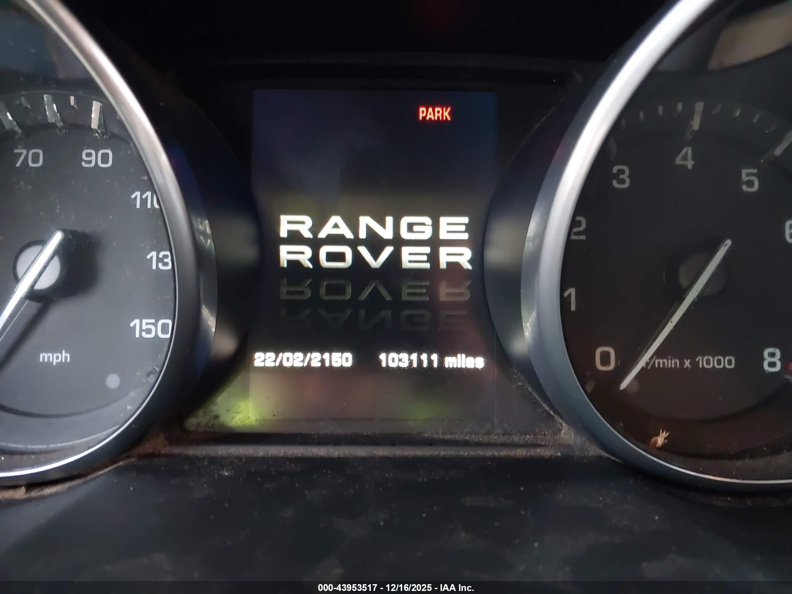 LAND ROVER image 7