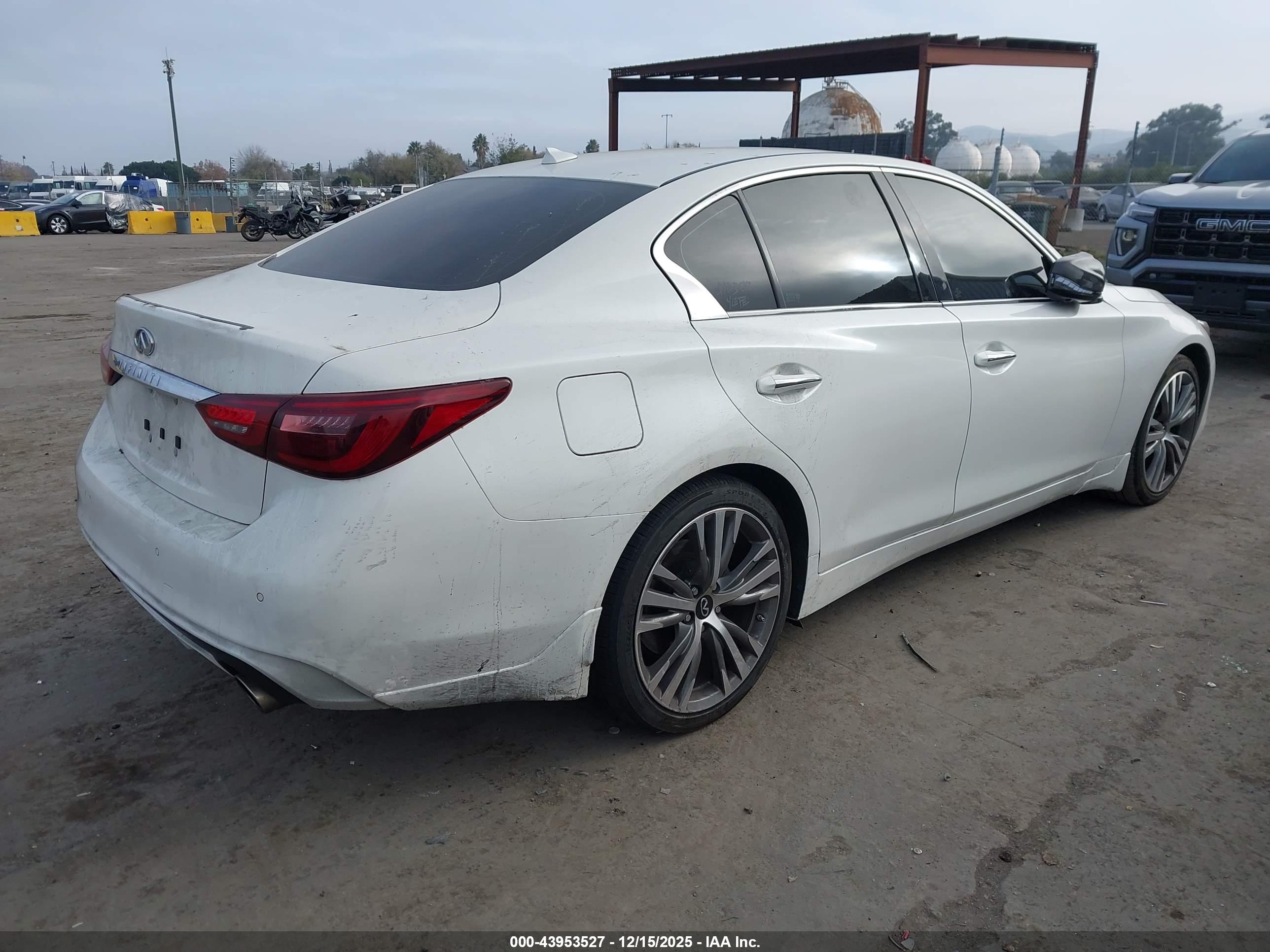 INFINITI Q50 image 4