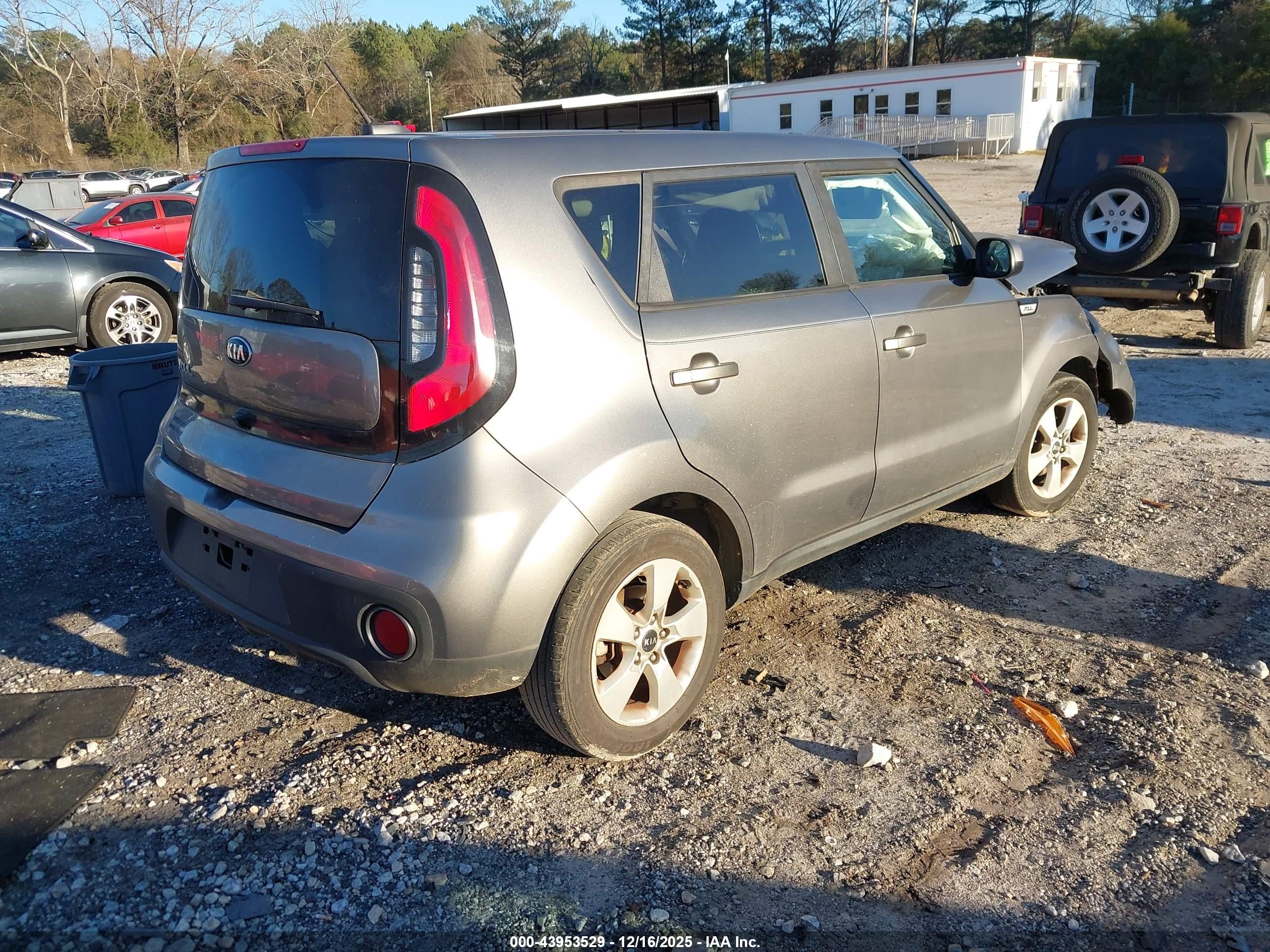 KIA SOUL image 4