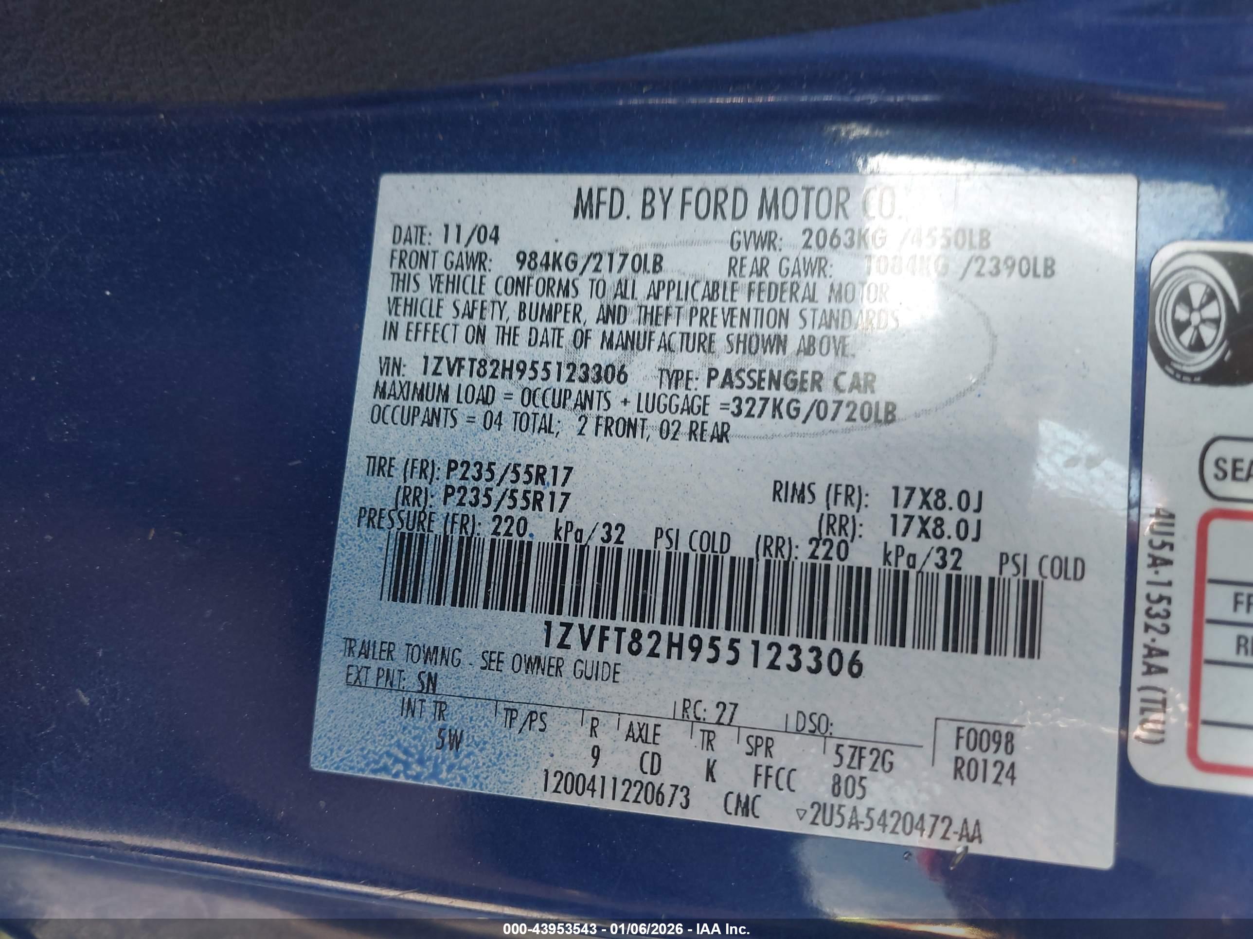 FORD MUSTANG image 9