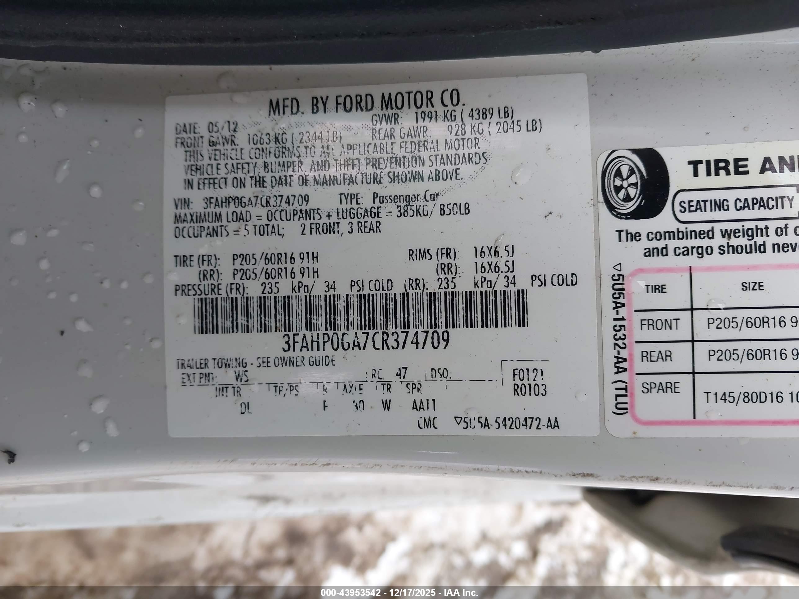 FORD FUSION image 9