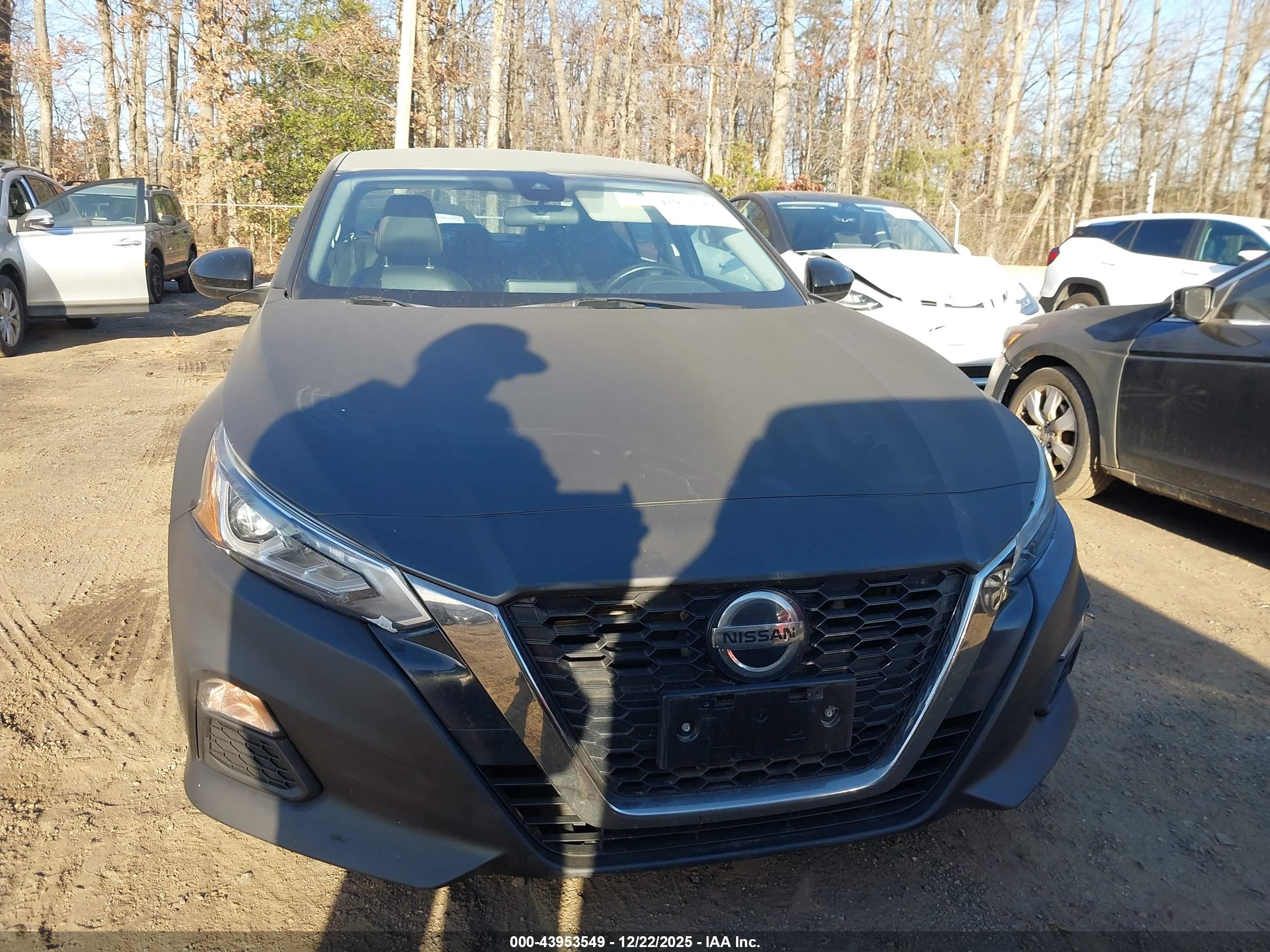 NISSAN ALTIMA image 6