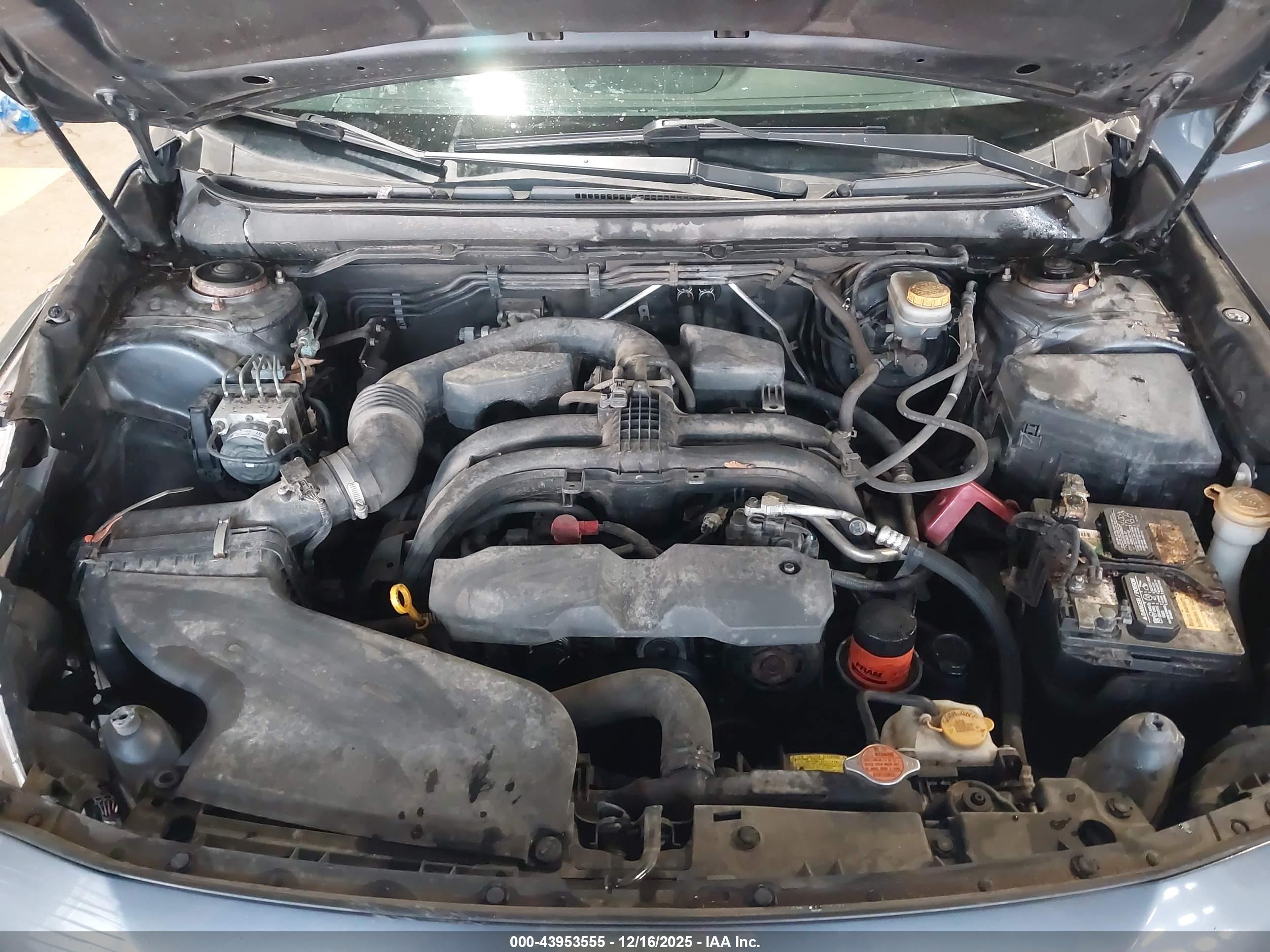 SUBARU OUTBACK image 10