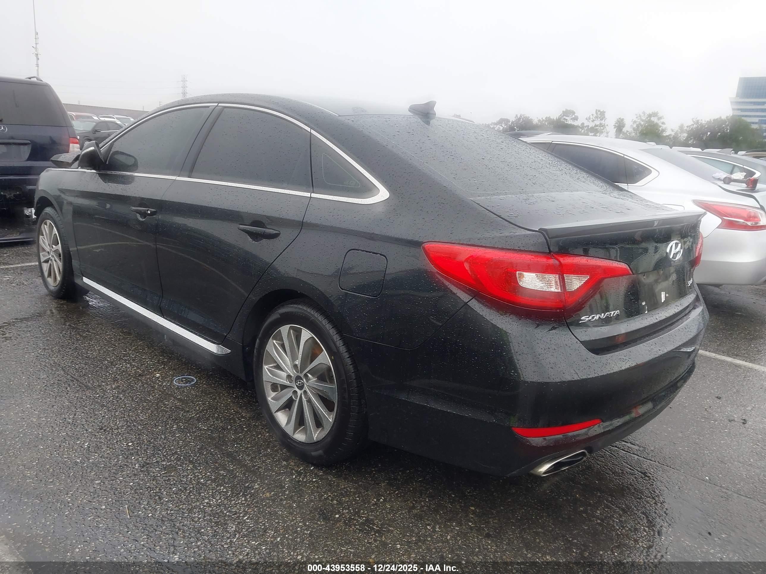 HYUNDAI SONATA image 3