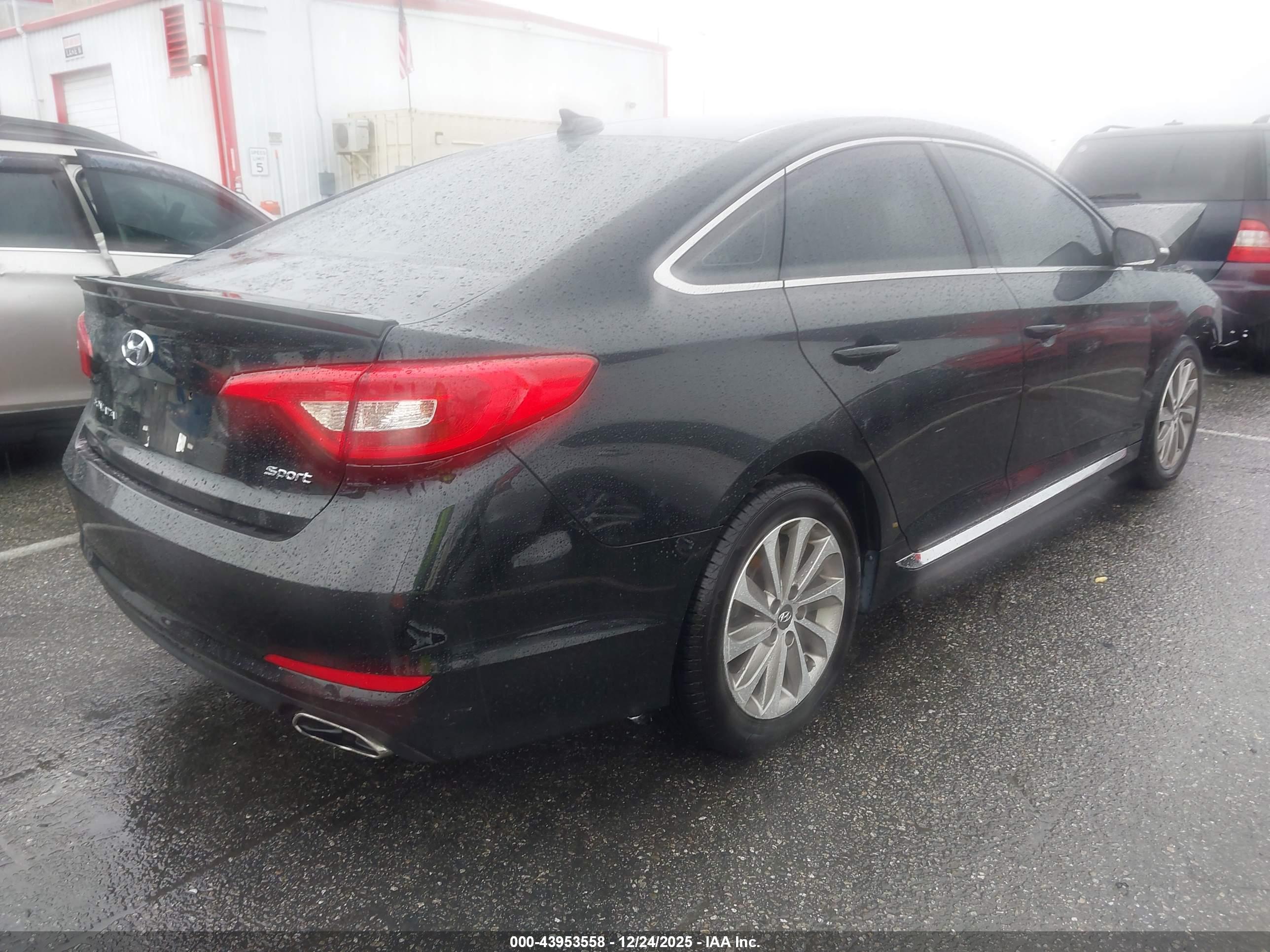 HYUNDAI SONATA image 4
