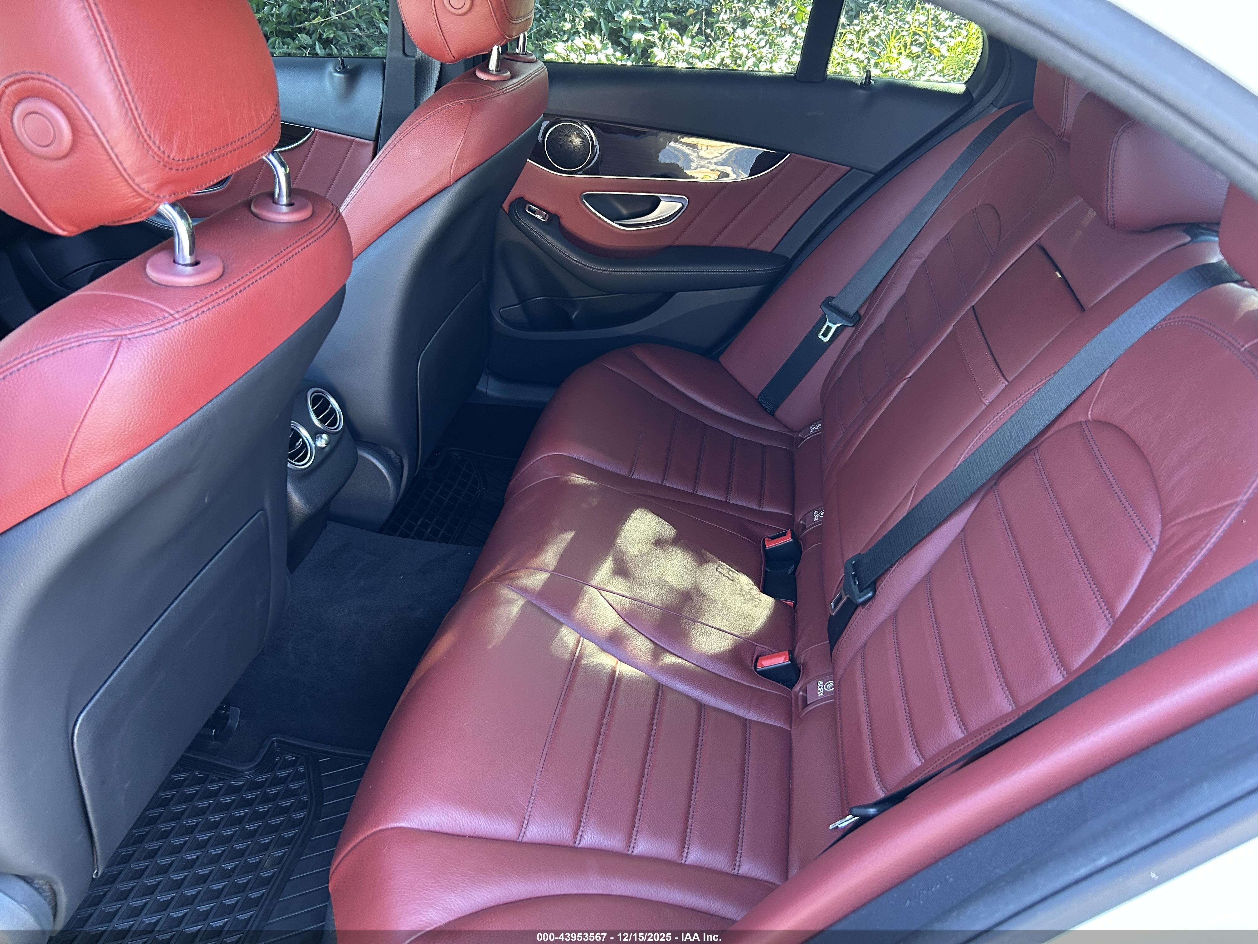 MERCEDES-BENZ C image 8