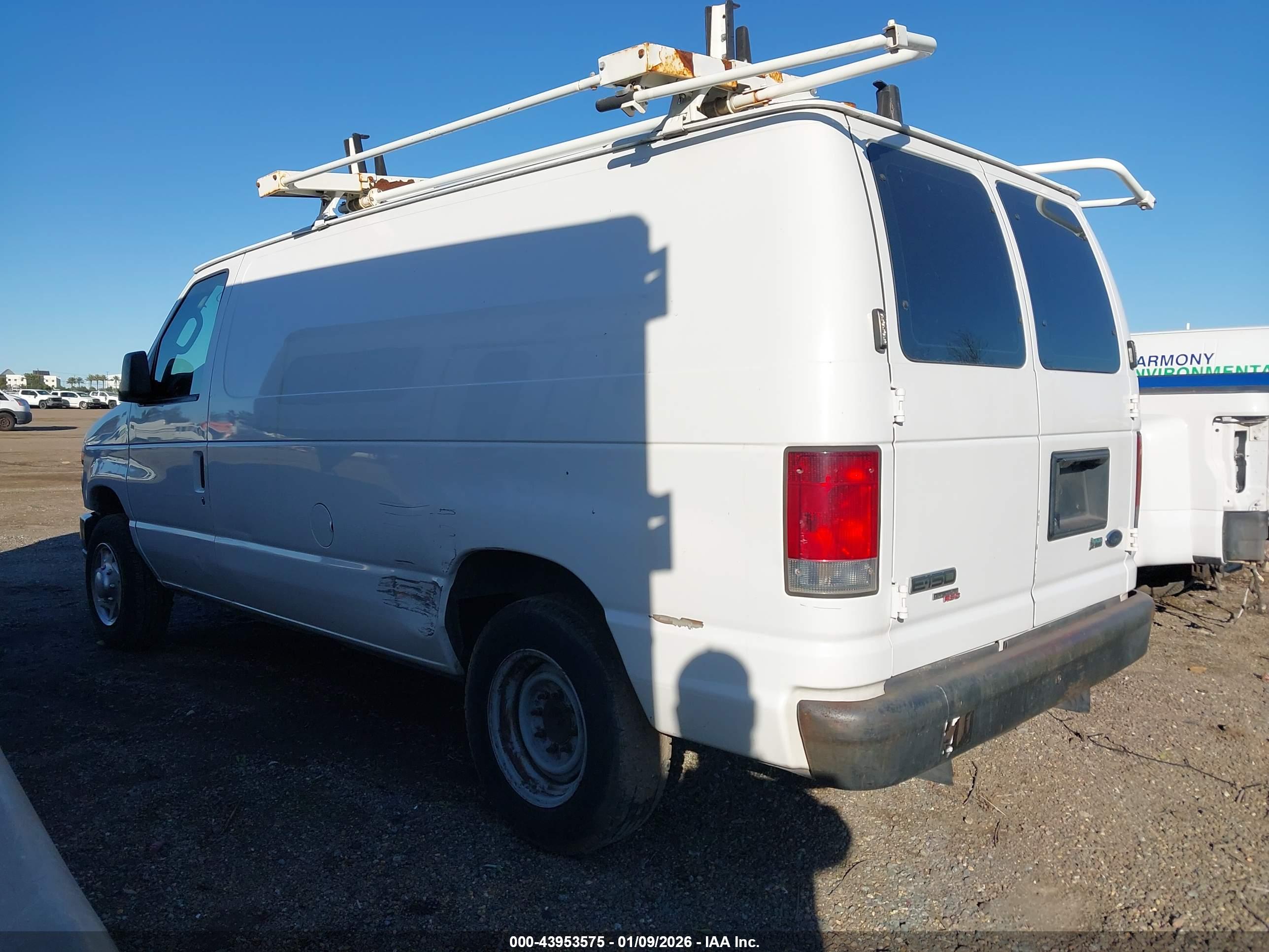 FORD E-150 image 6