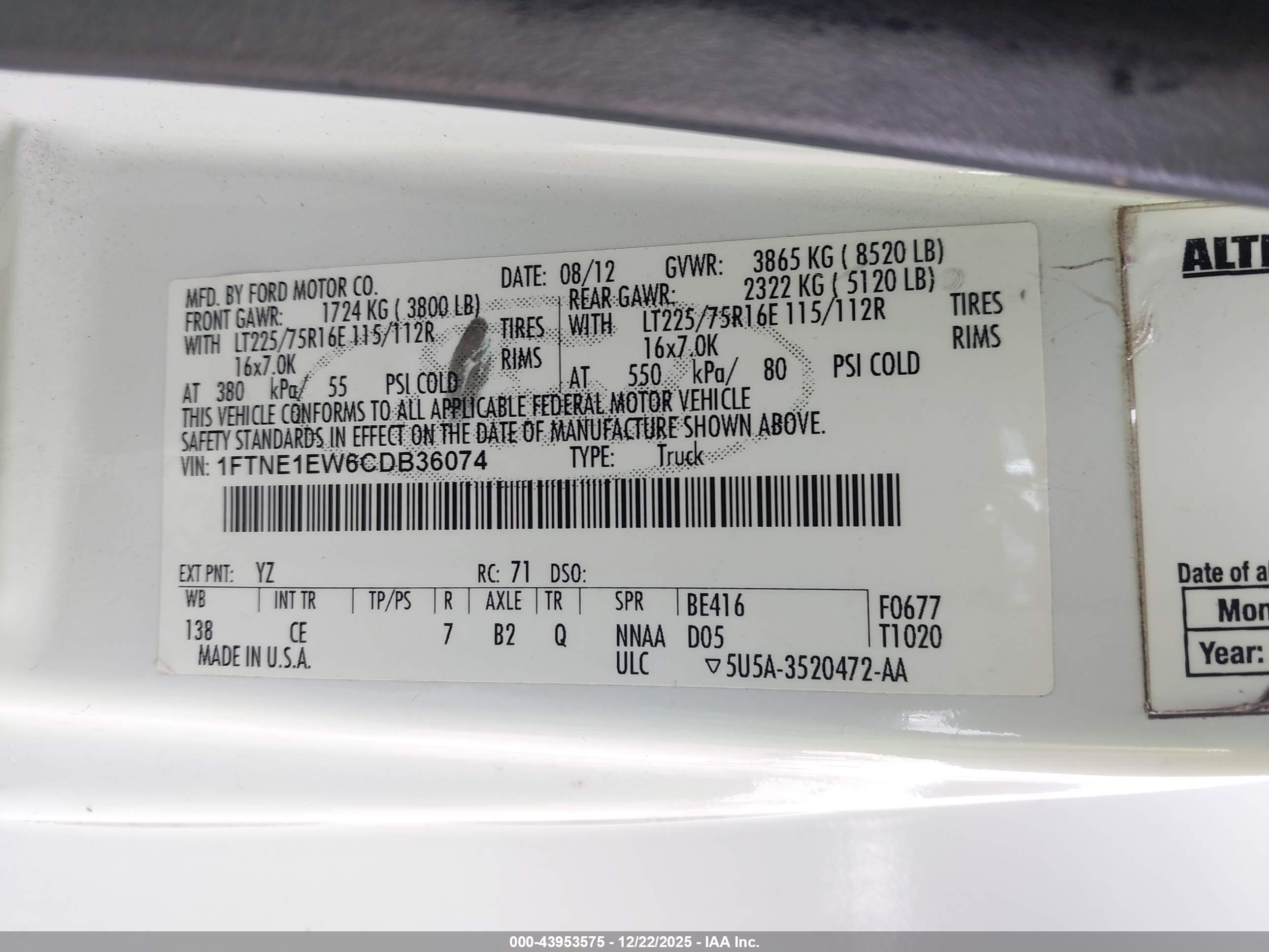 FORD E-150 image 9