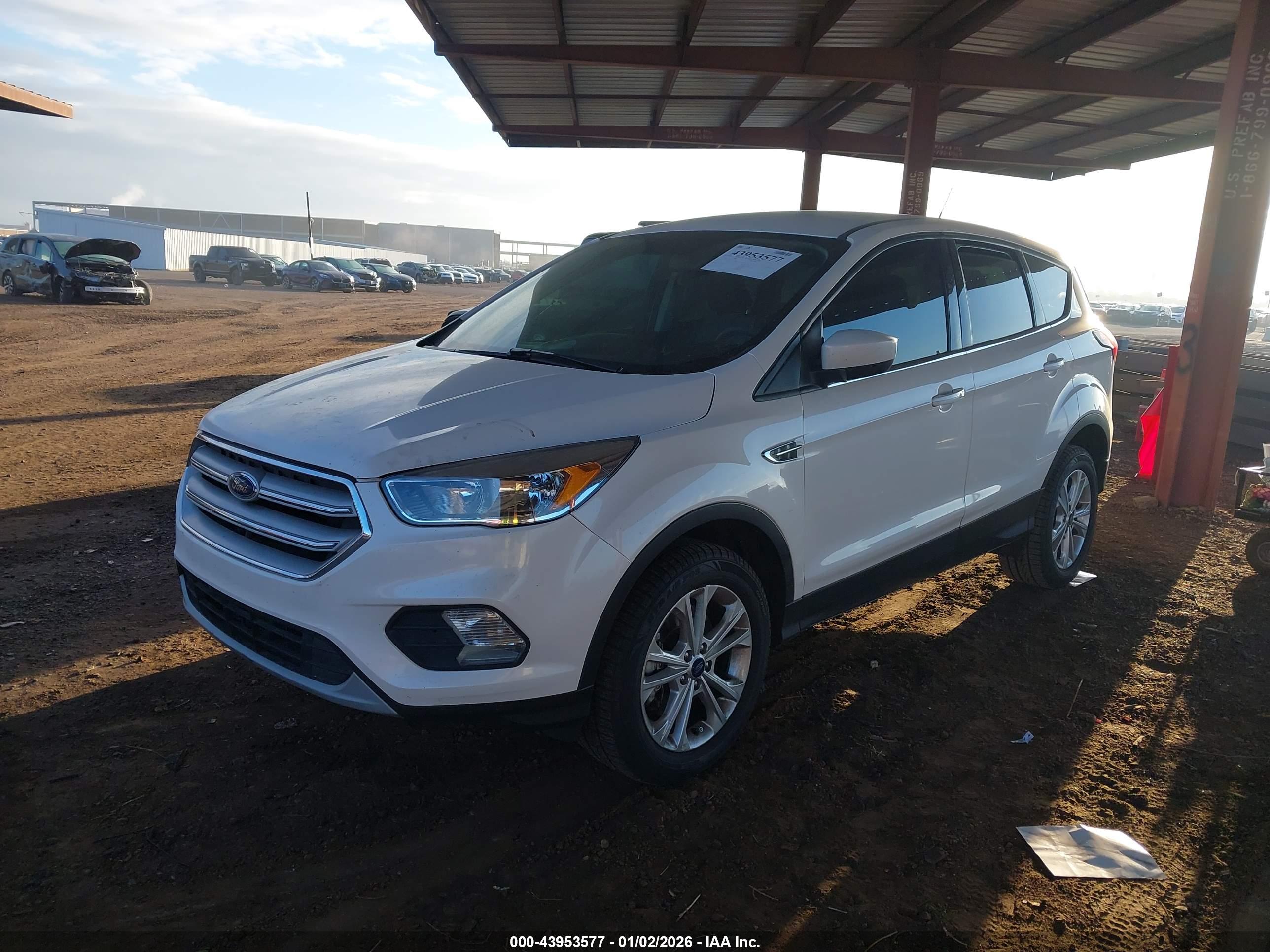 FORD ESCAPE image 2