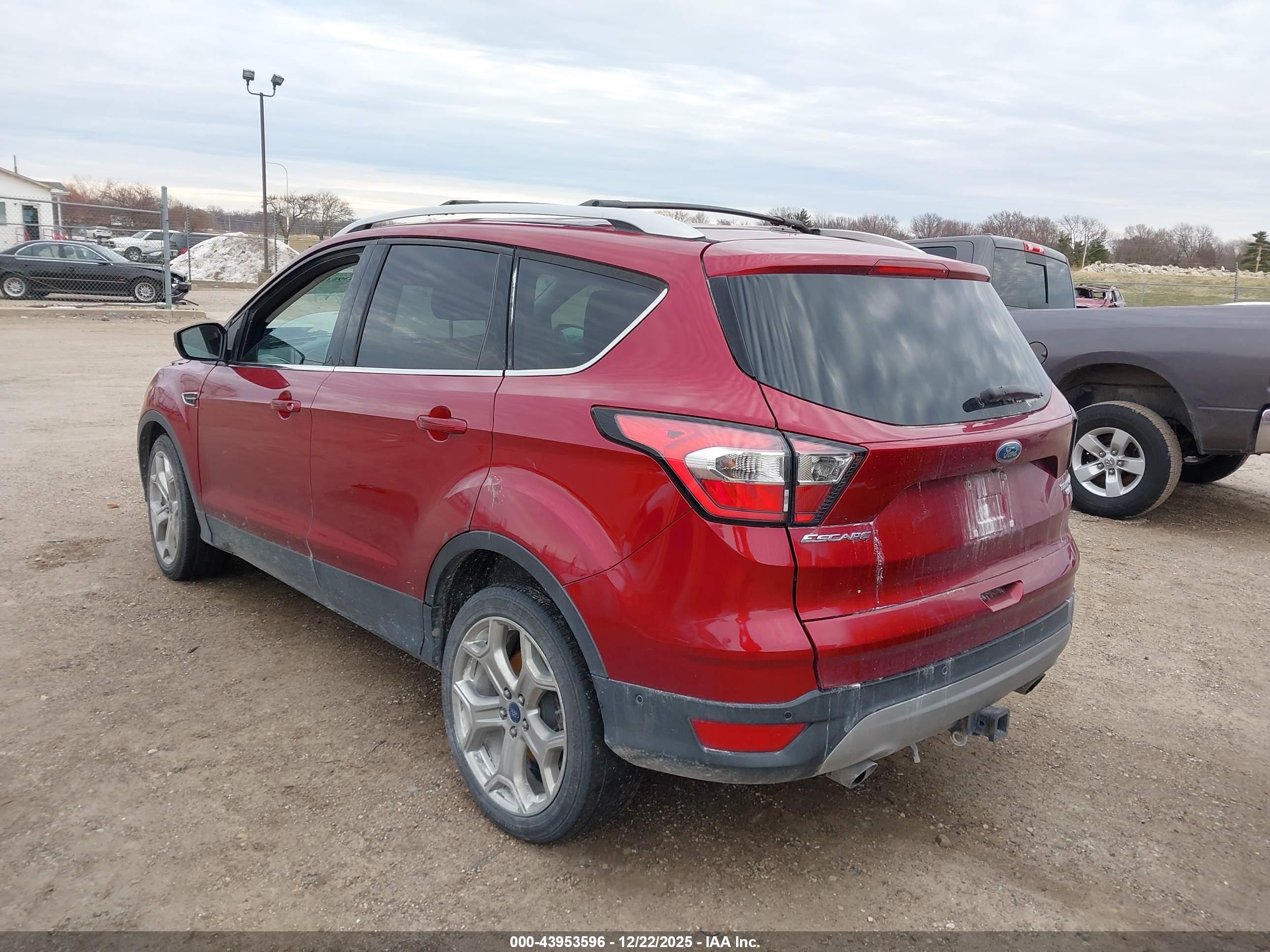 FORD ESCAPE image 3