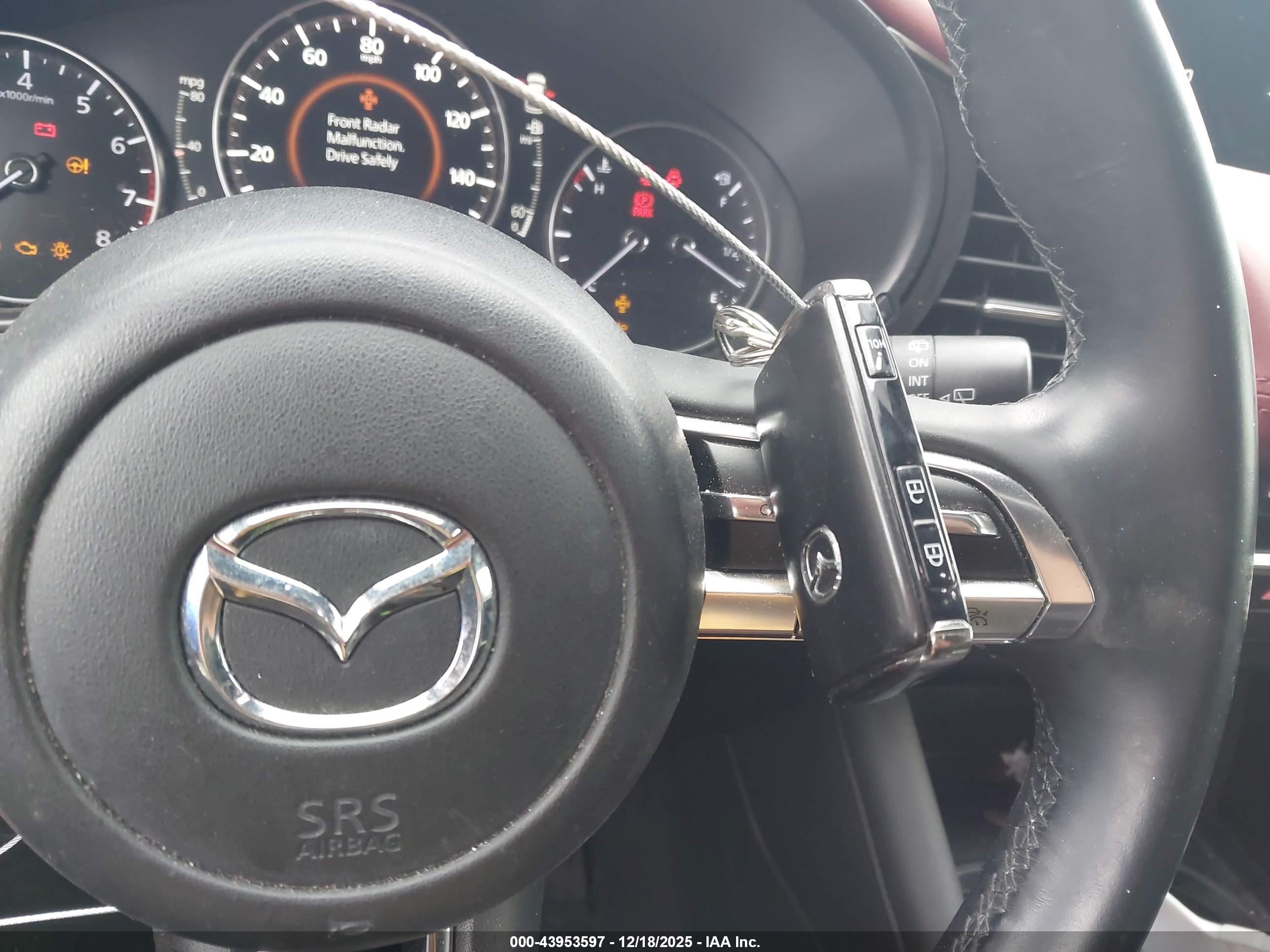 MAZDA MAZDA3 image 11