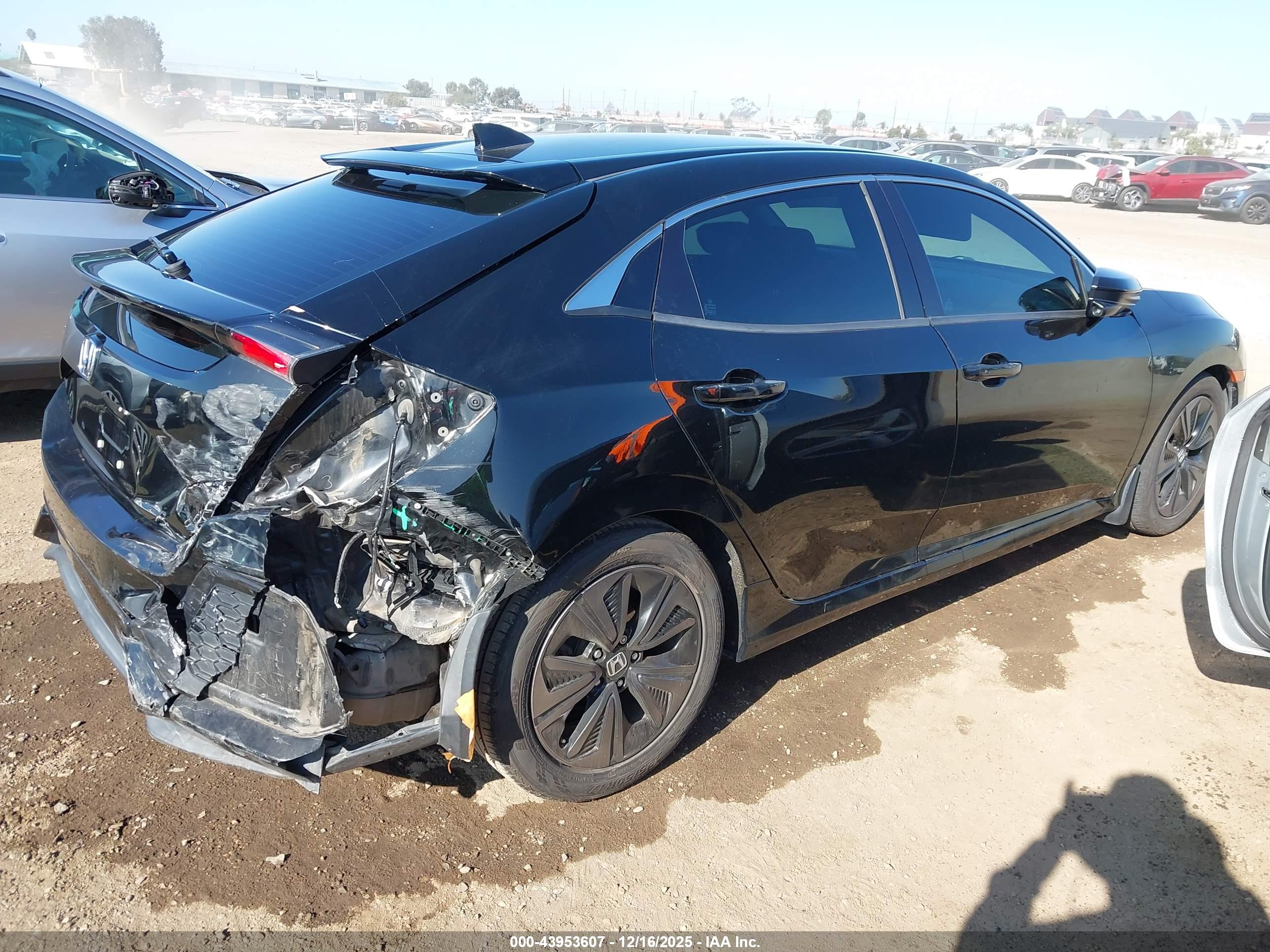 HONDA CIVIC image 4