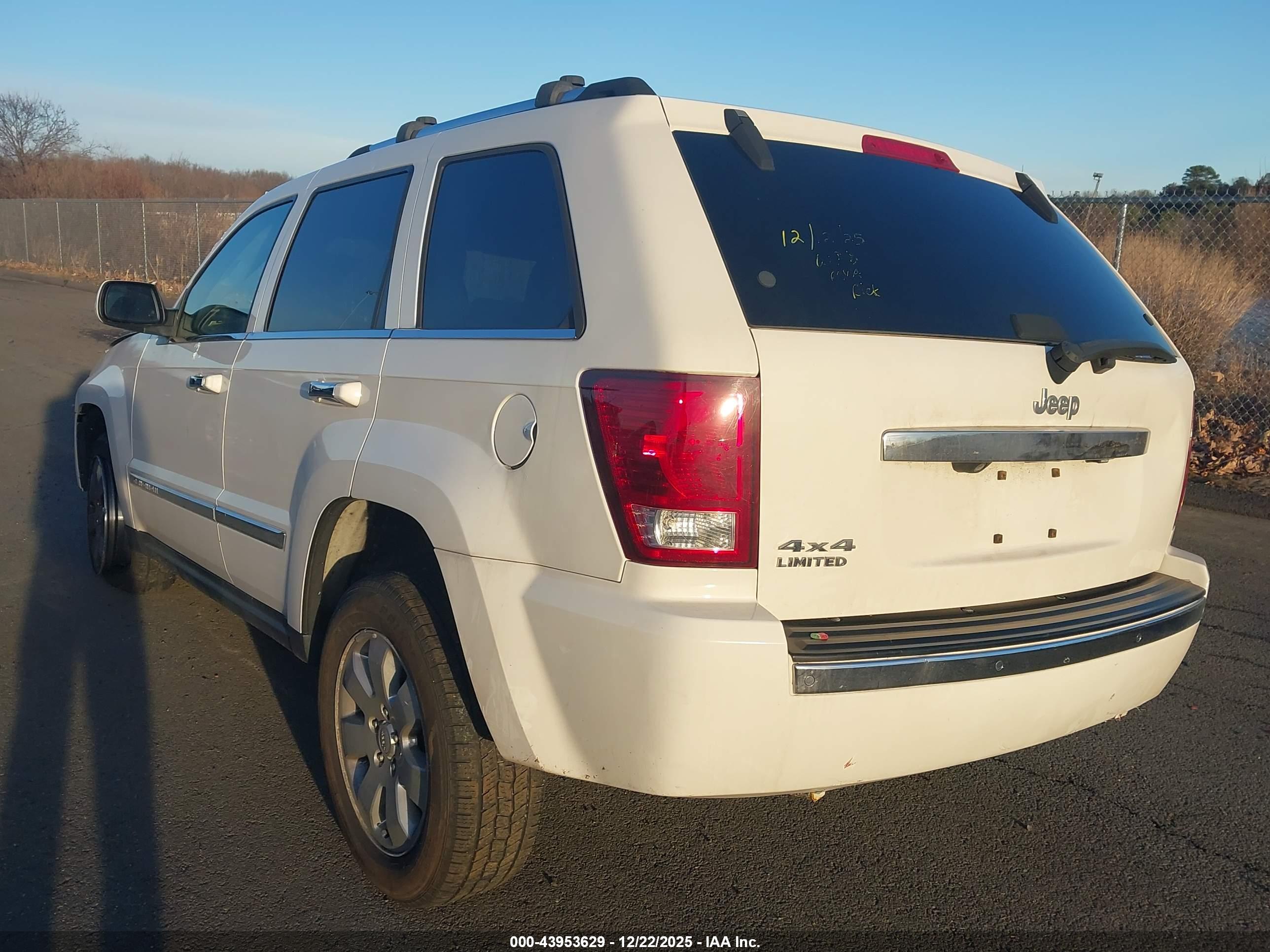 JEEP GRAND image 3