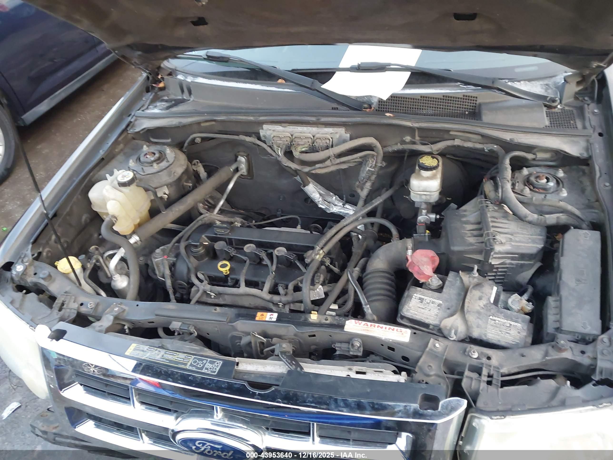 FORD ESCAPE image 10