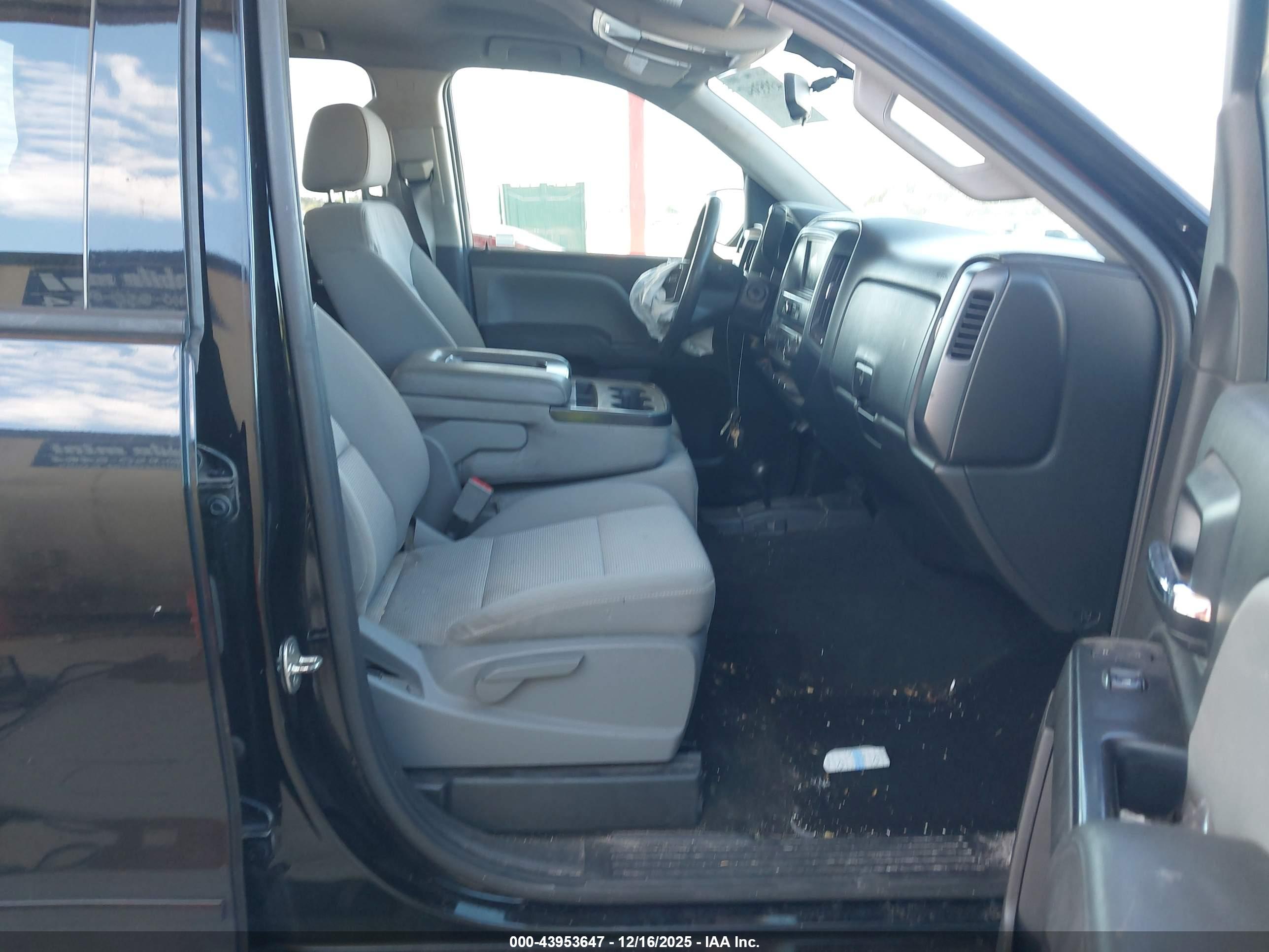 GMC SIERRA image 5
