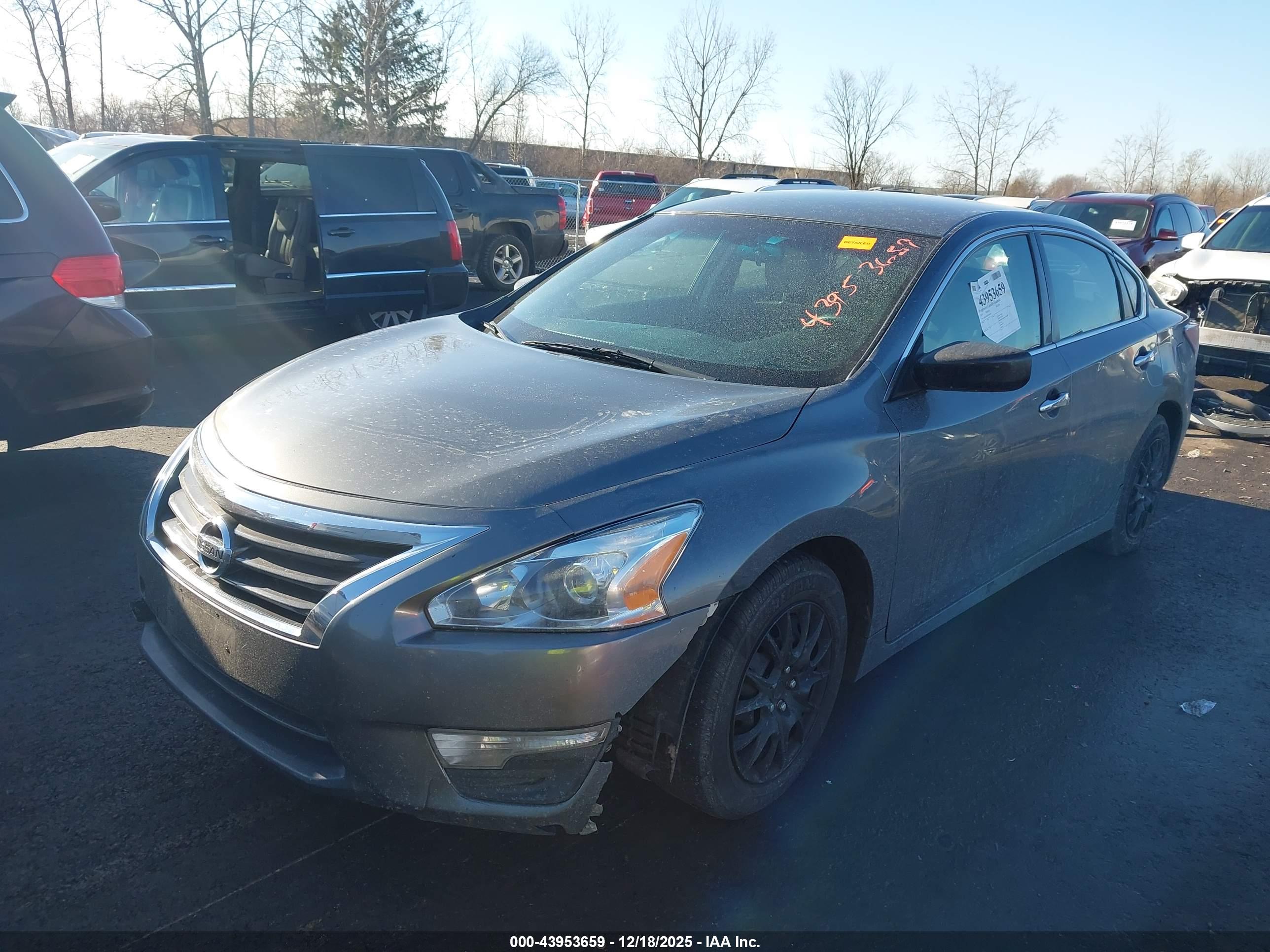 NISSAN ALTIMA image 2