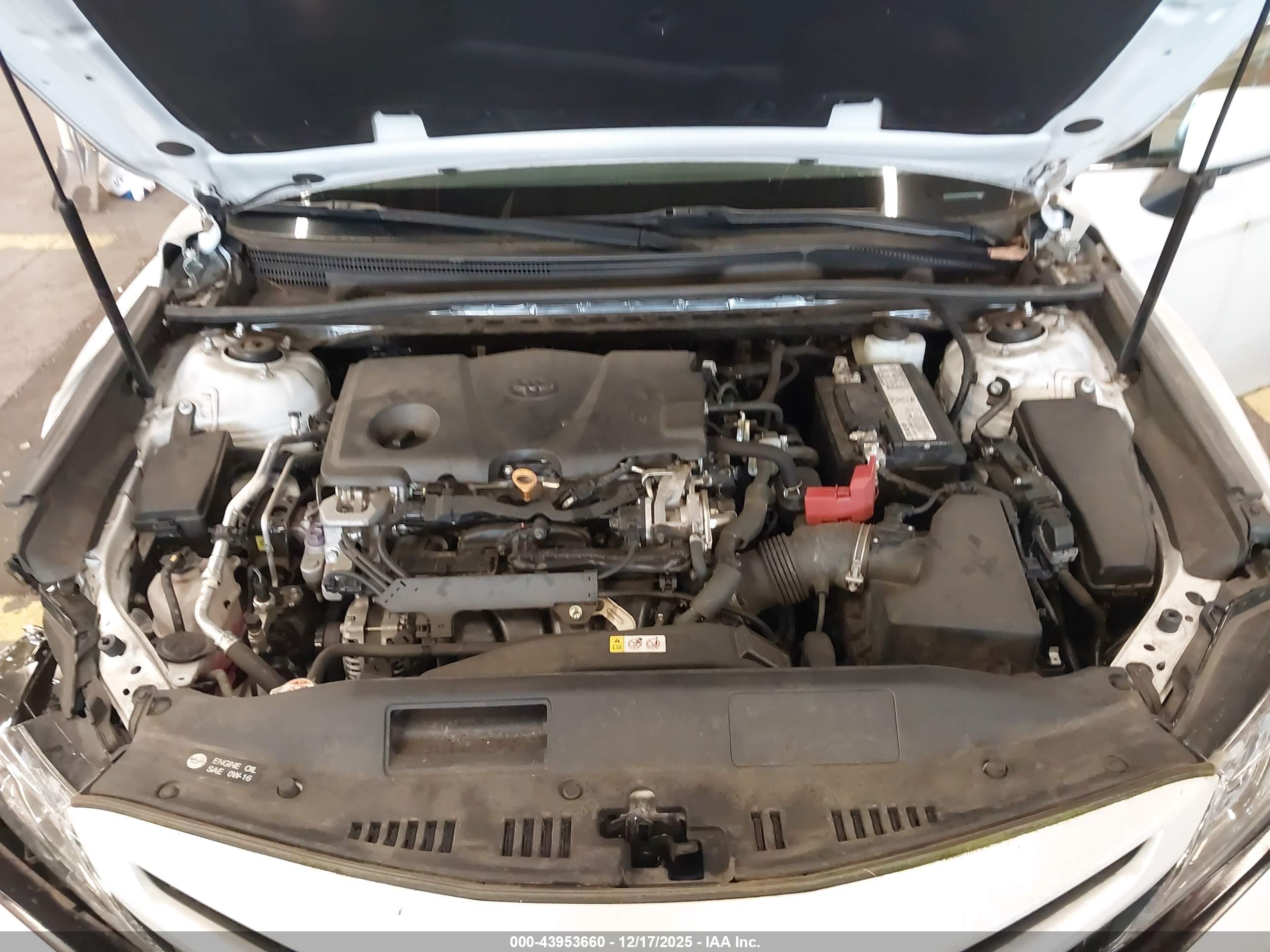 TOYOTA CAMRY image 10