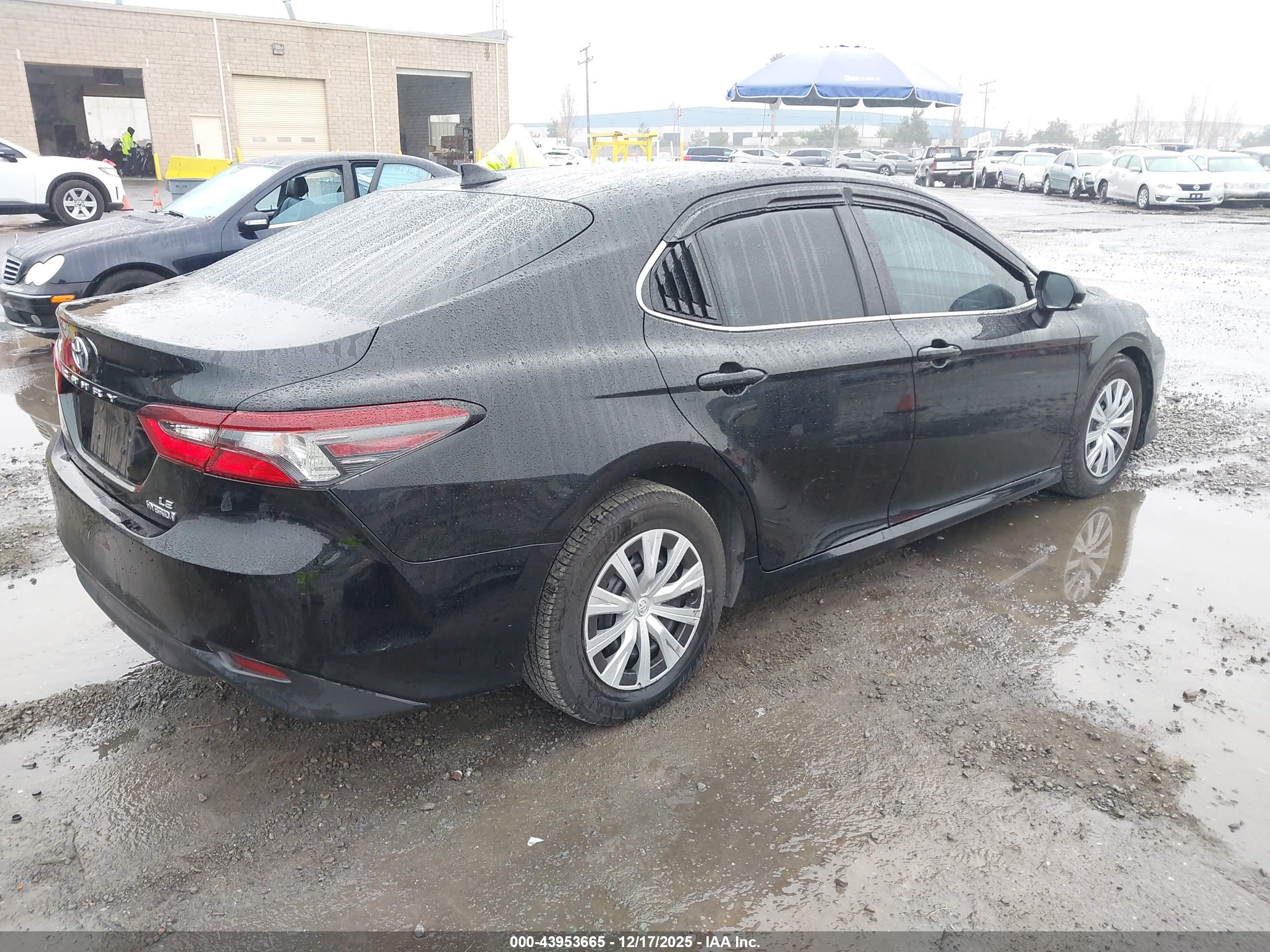 TOYOTA CAMRY image 4