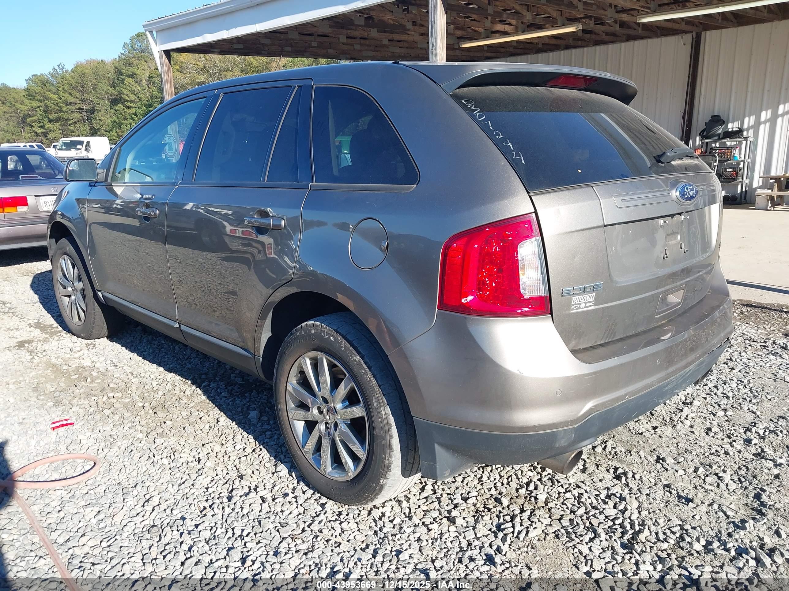 FORD EDGE image 3