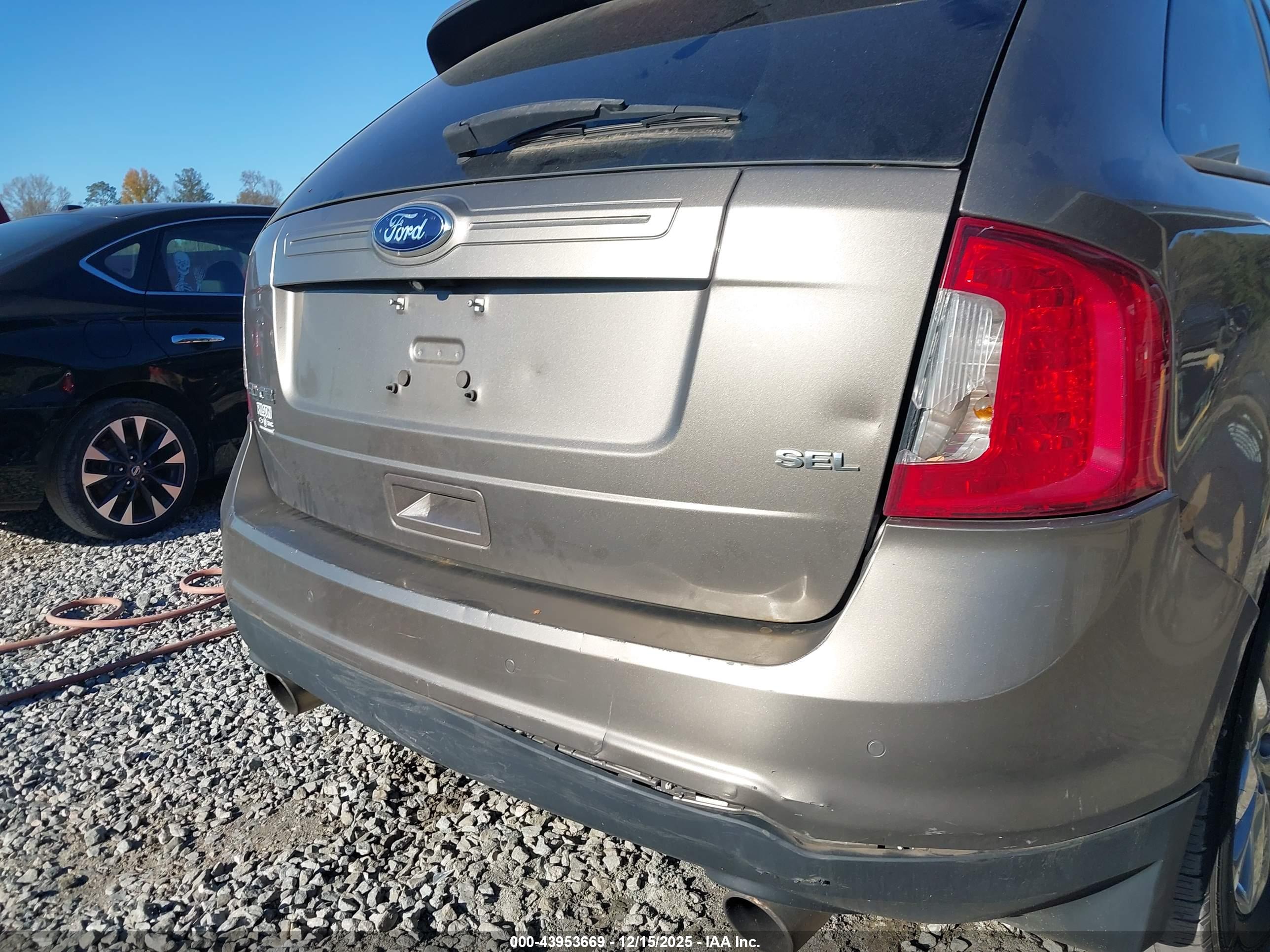 FORD EDGE image 6