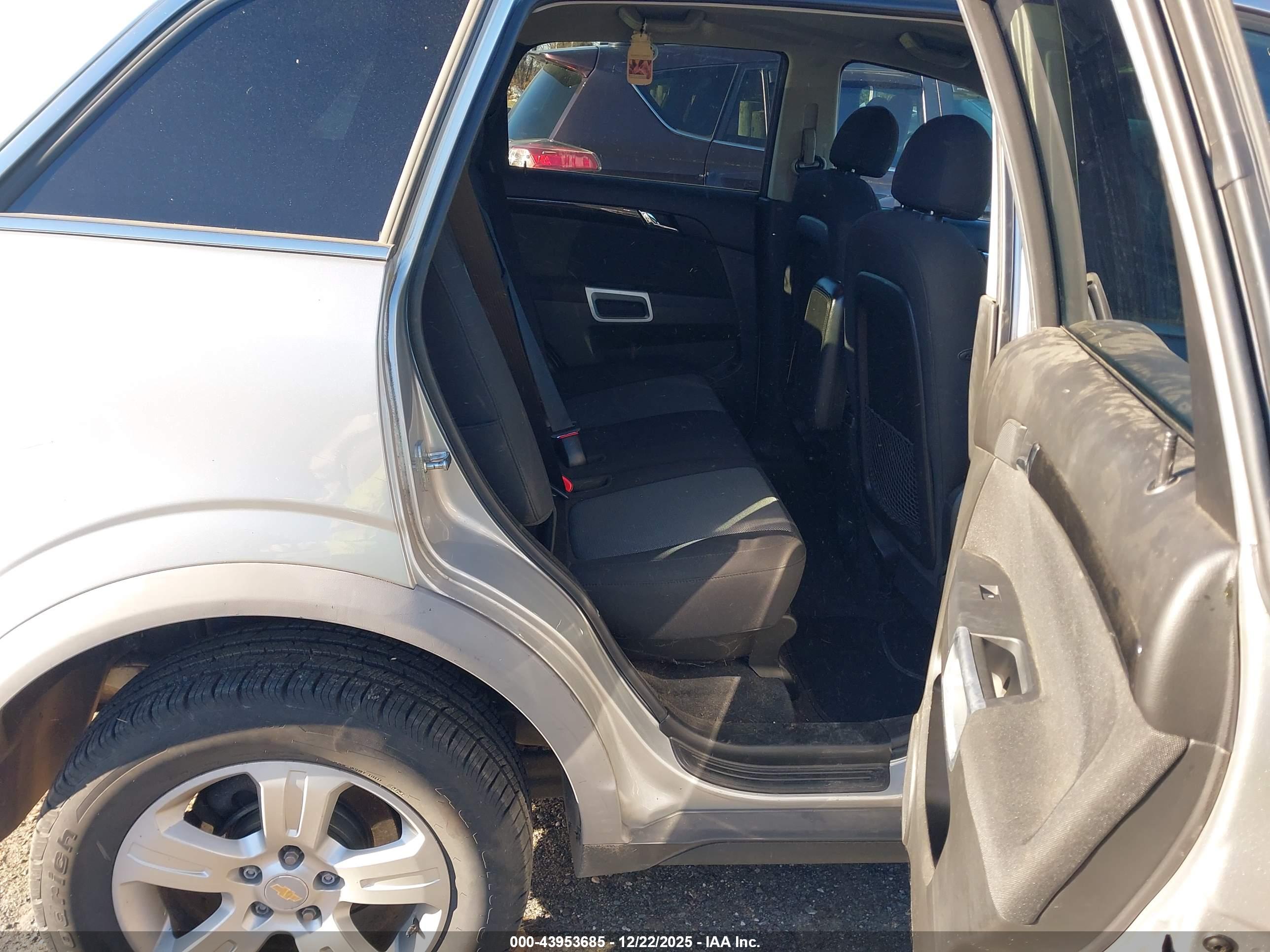 CHEVROLET CAPTIVA image 8