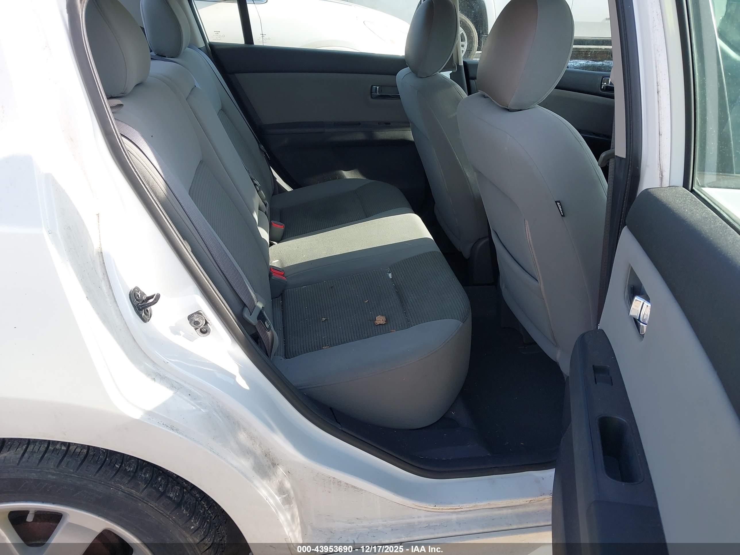 NISSAN SENTRA image 8
