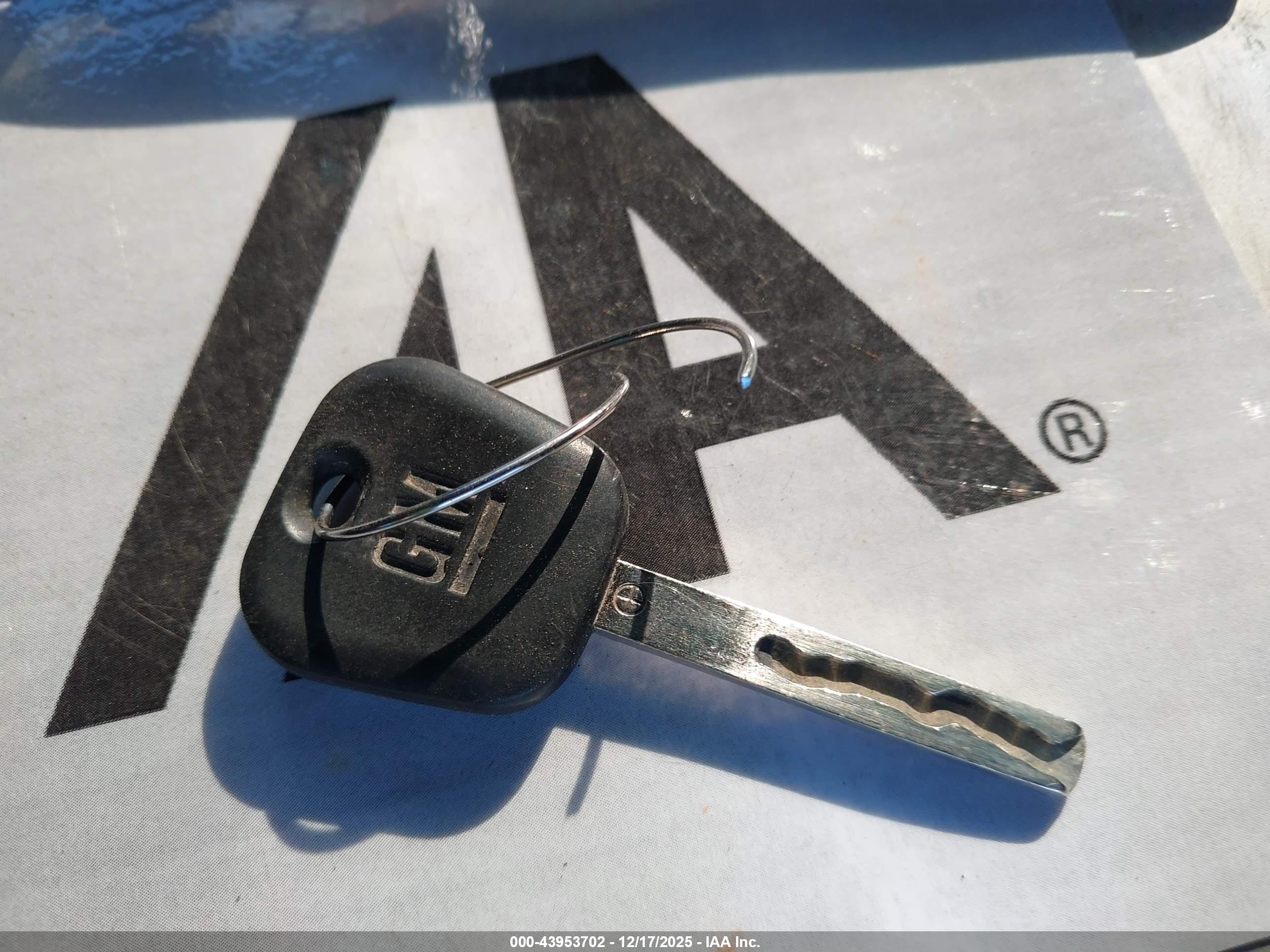 CHEVROLET EXPRESS image 11