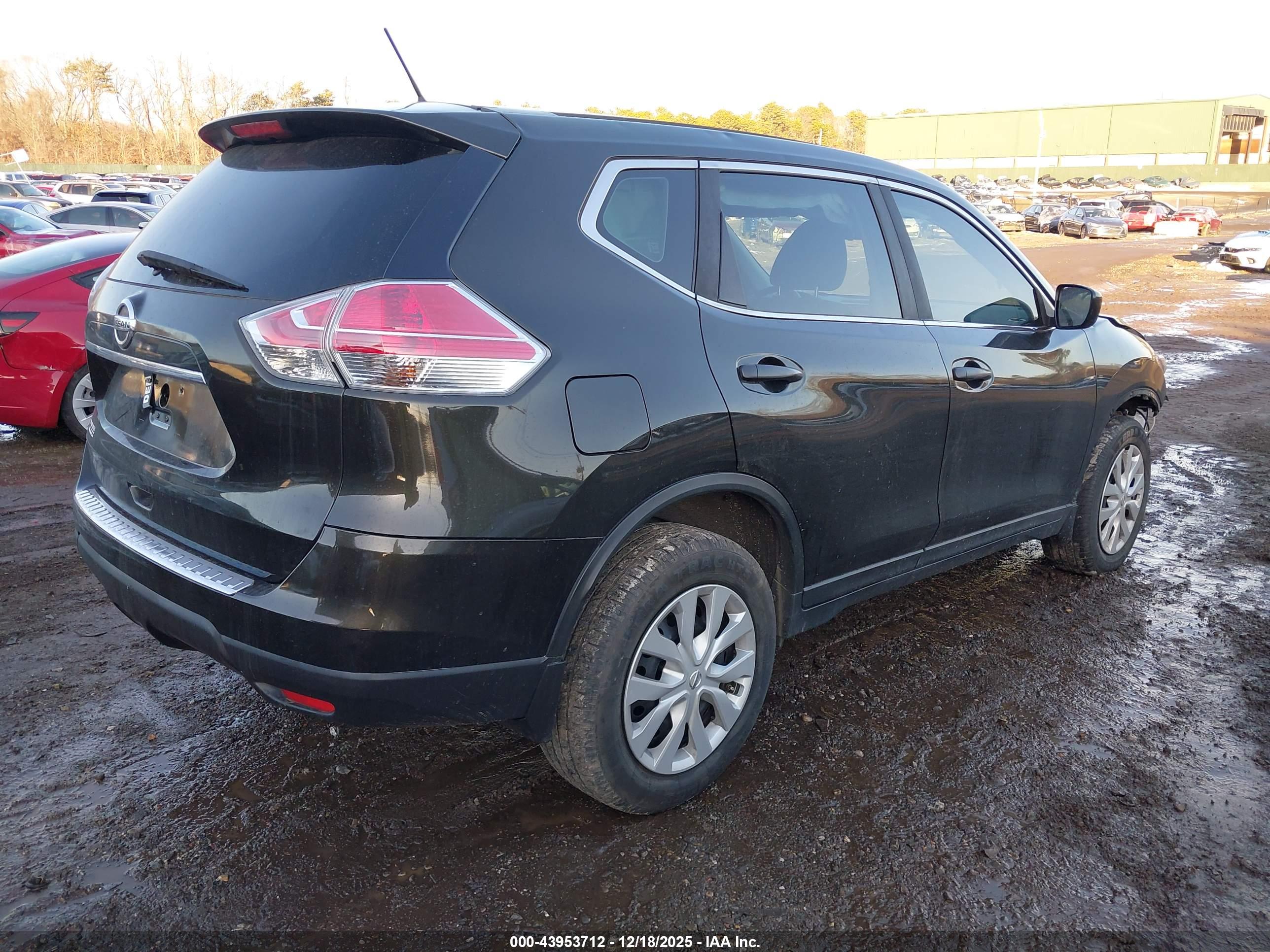 NISSAN ROGUE image 4