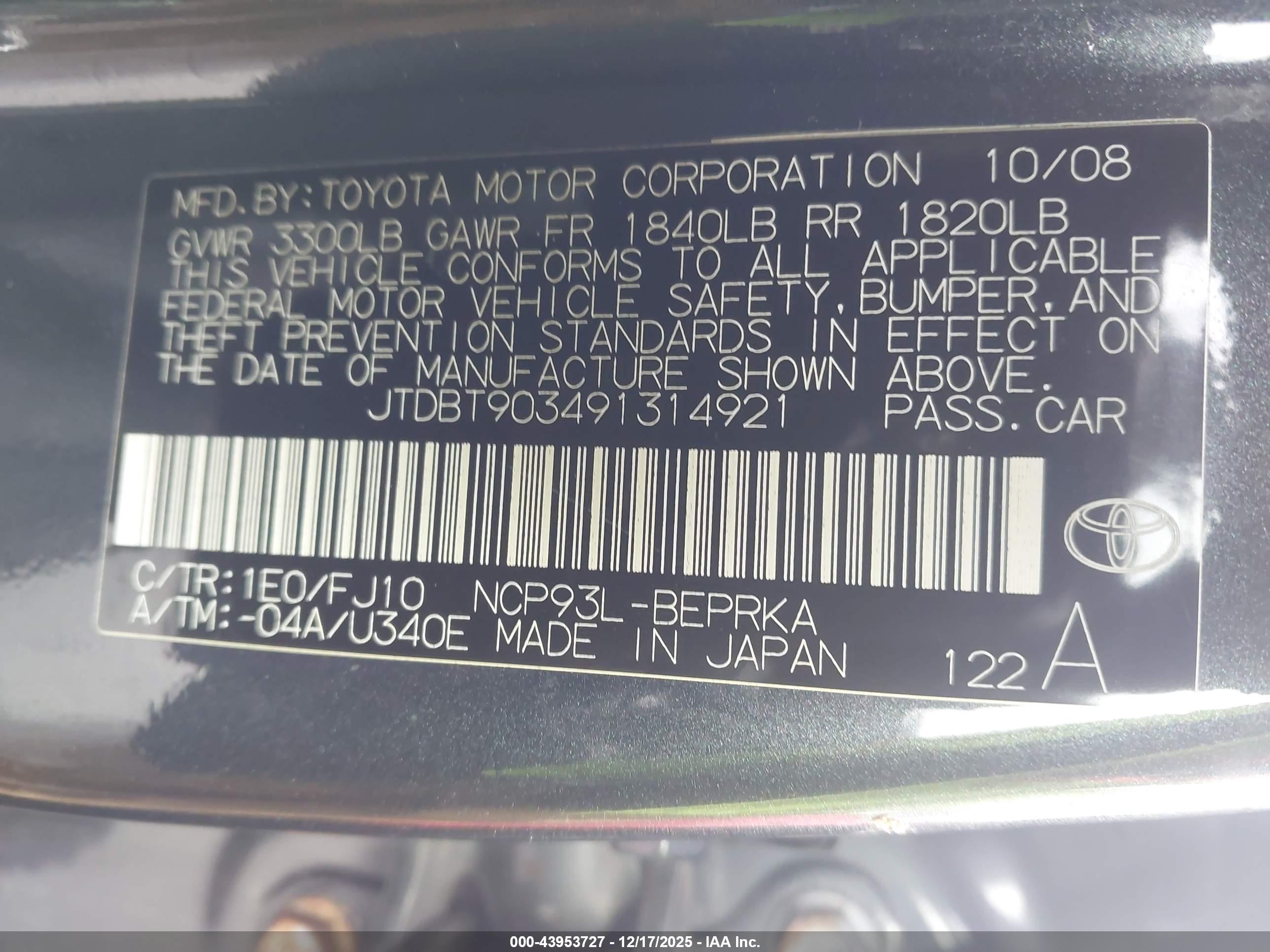 TOYOTA YARIS image 9