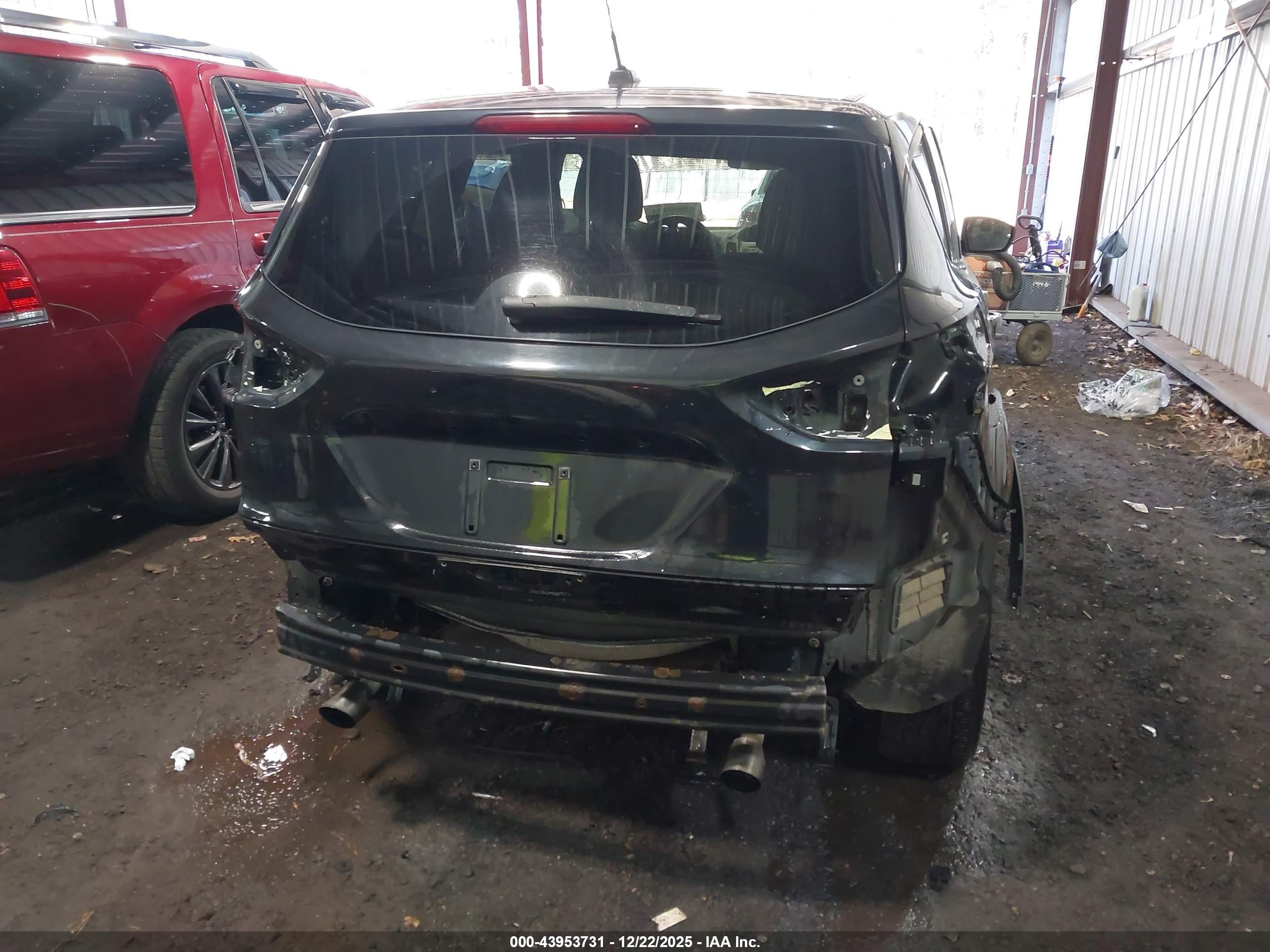 FORD ESCAPE image 6