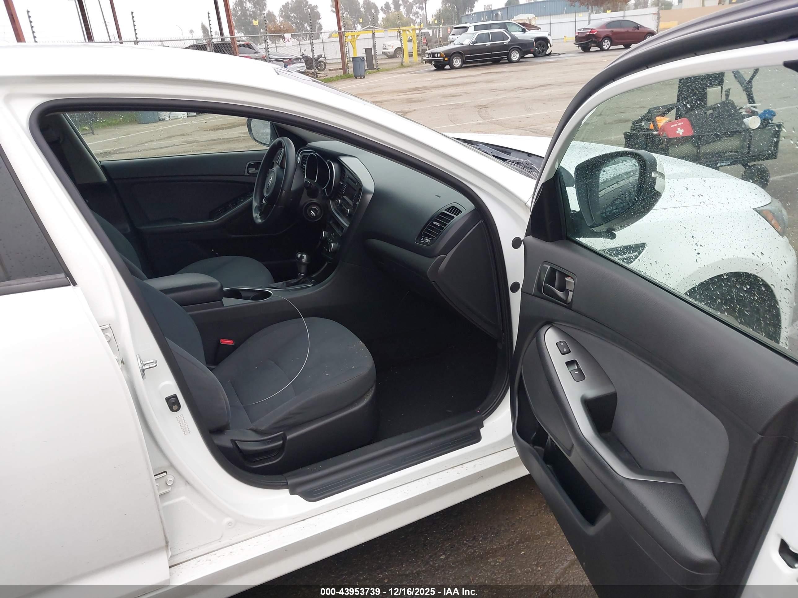 KIA OPTIMA image 5