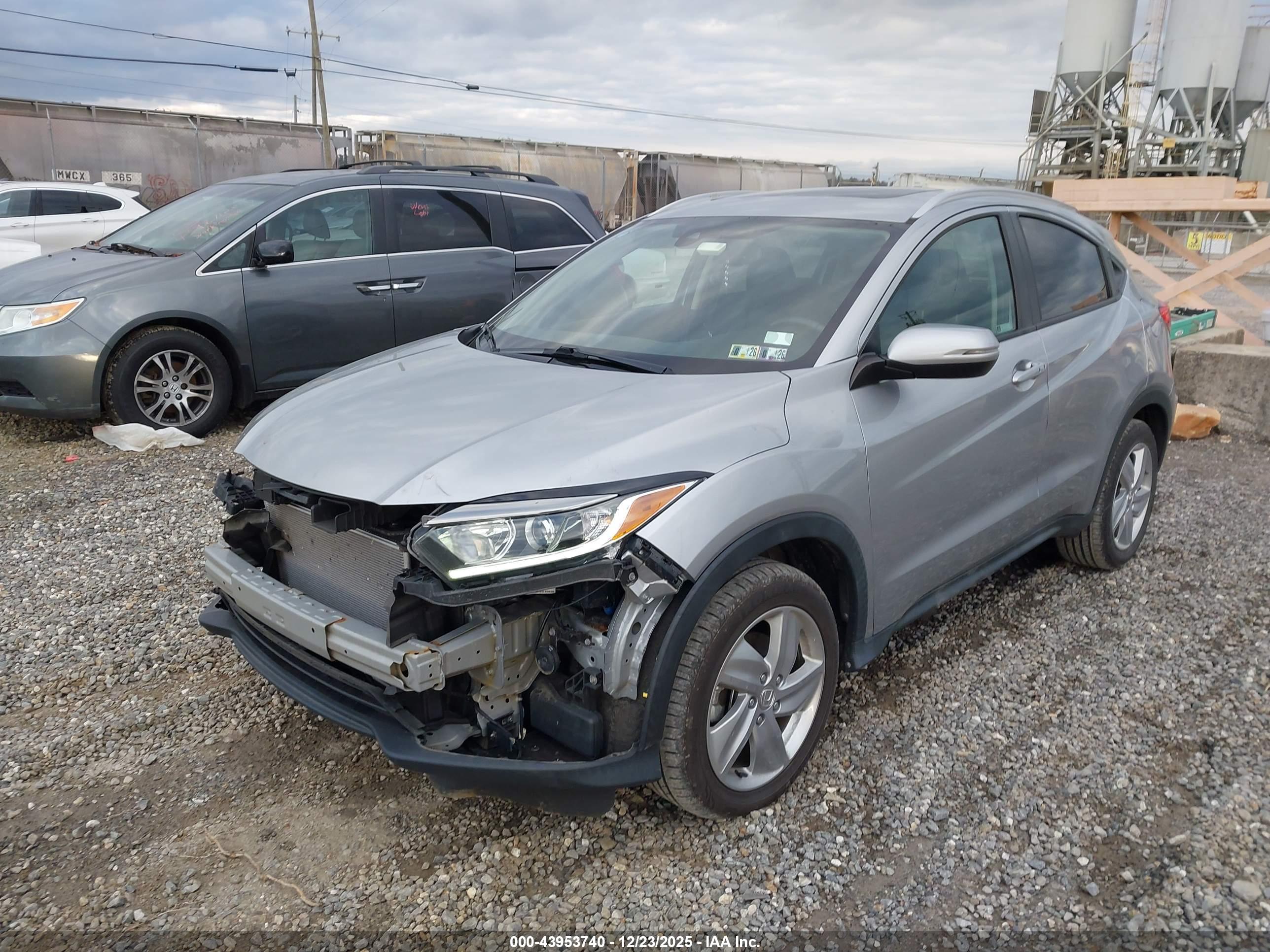 HONDA HR-V image 2